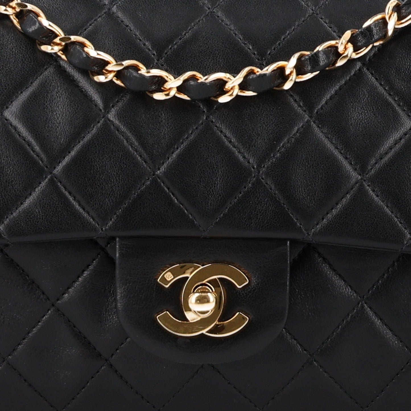 Lambskin Quilted Medium Double Flap Black