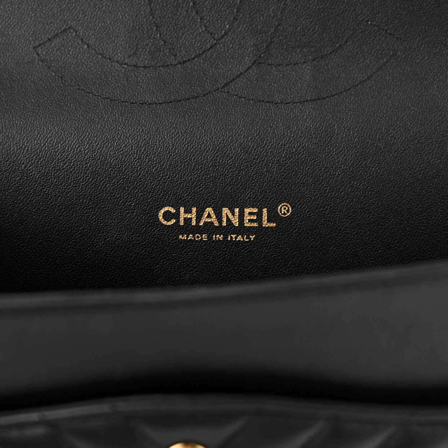 Lambskin Chevron Quilted Maxi Double Flap Black