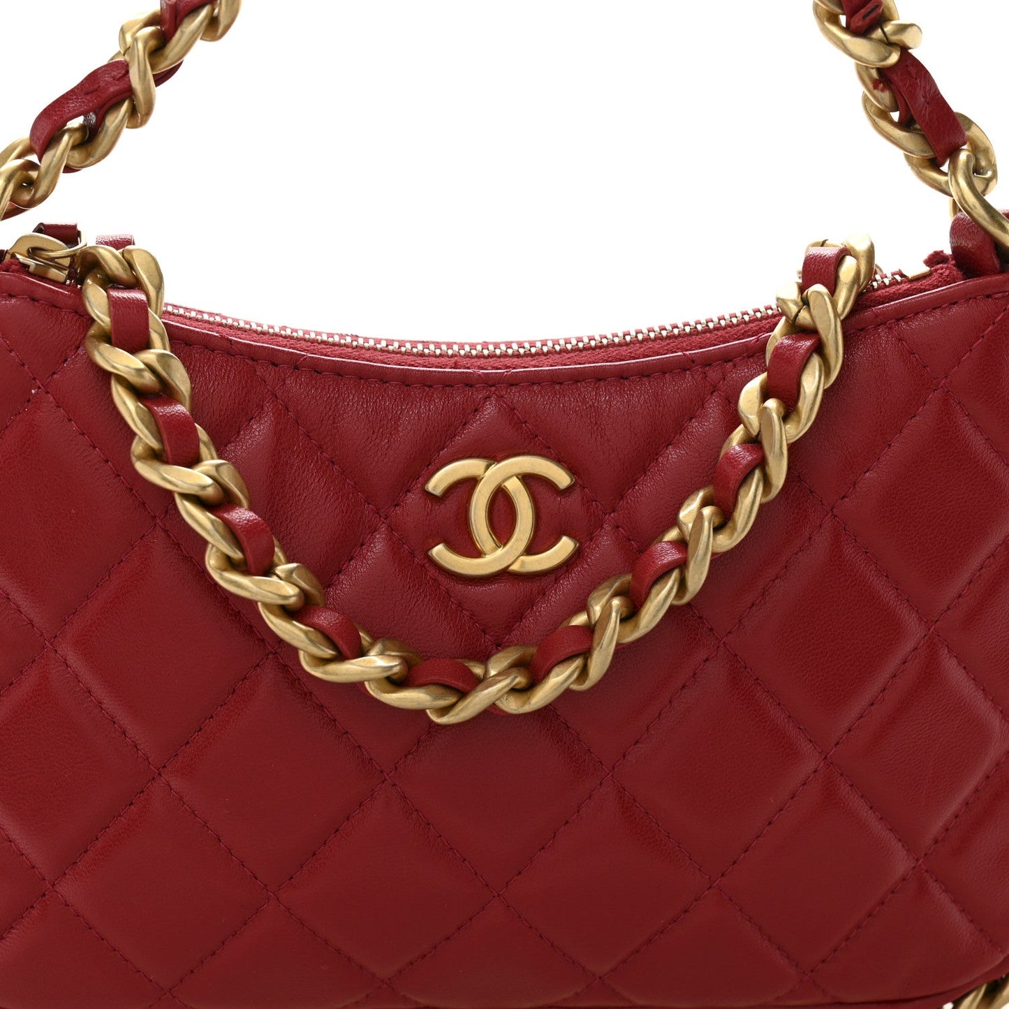 Shiny Lambskin Quilted Trendy Chain Around Hobo Red