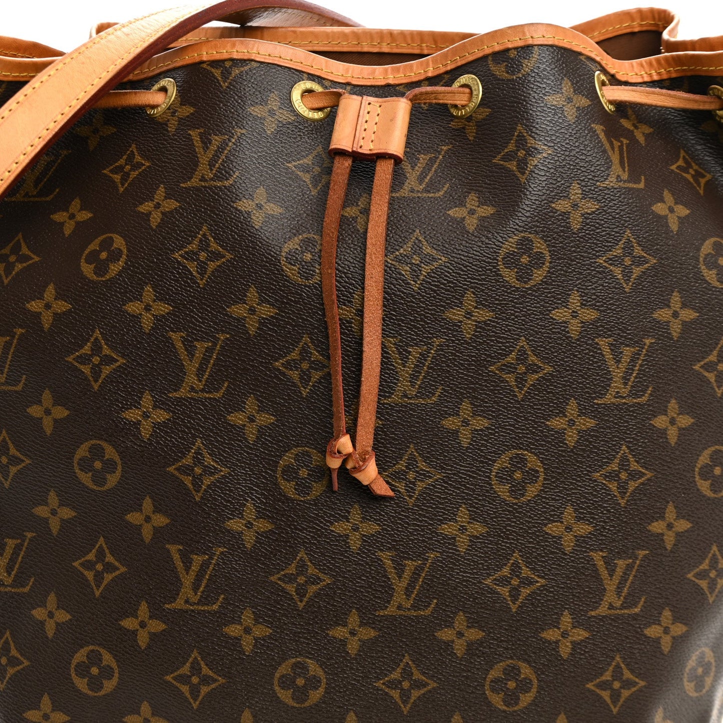 Monogram Noe