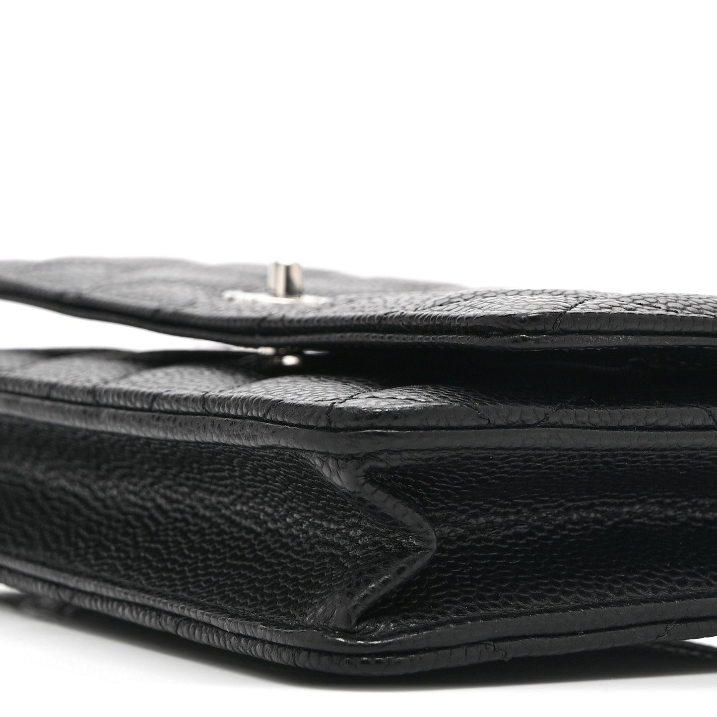 Caviar Quilted CC Turnlock Wallet On Chain WOC Black
