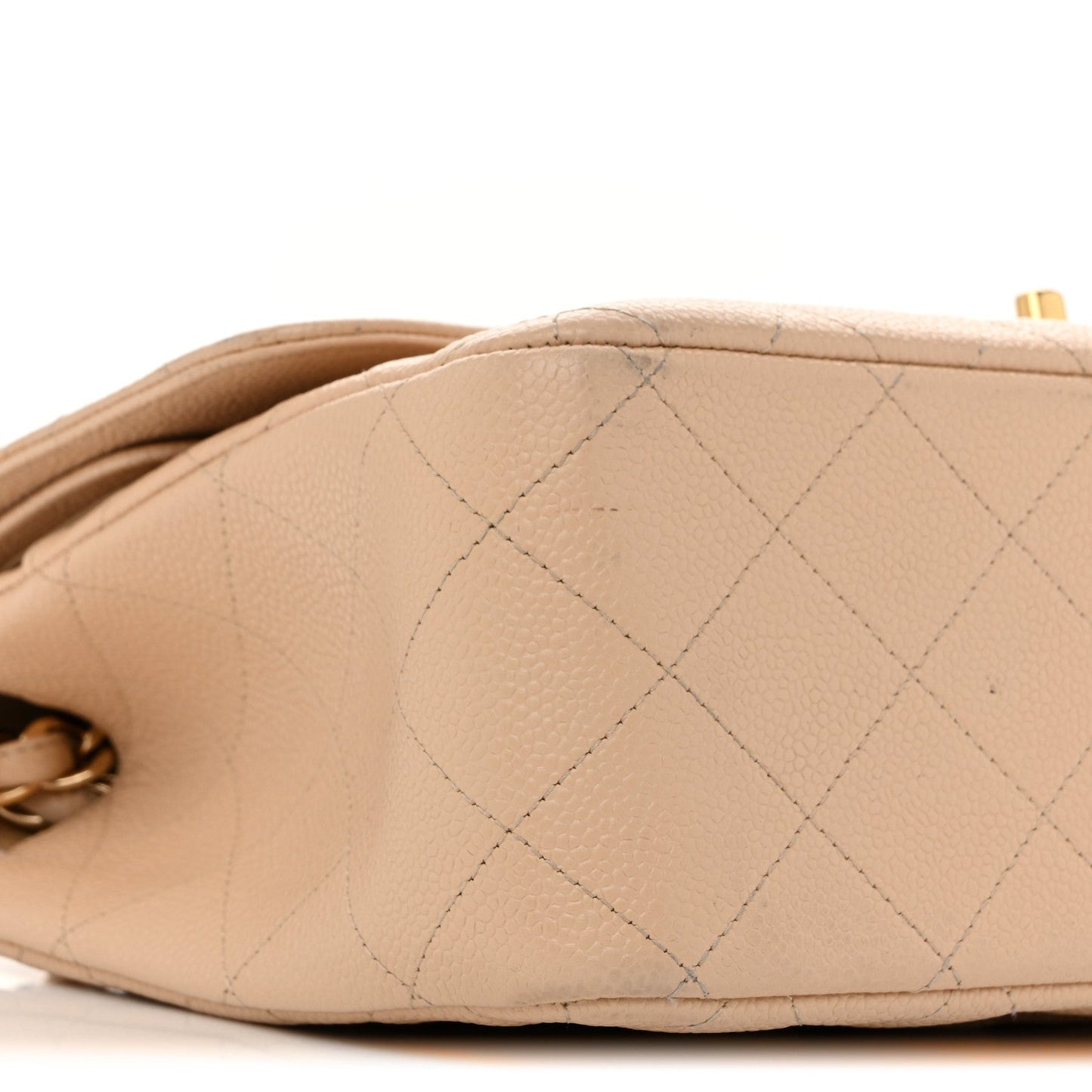 Caviar Quilted Jumbo Double Flap Beige Clair