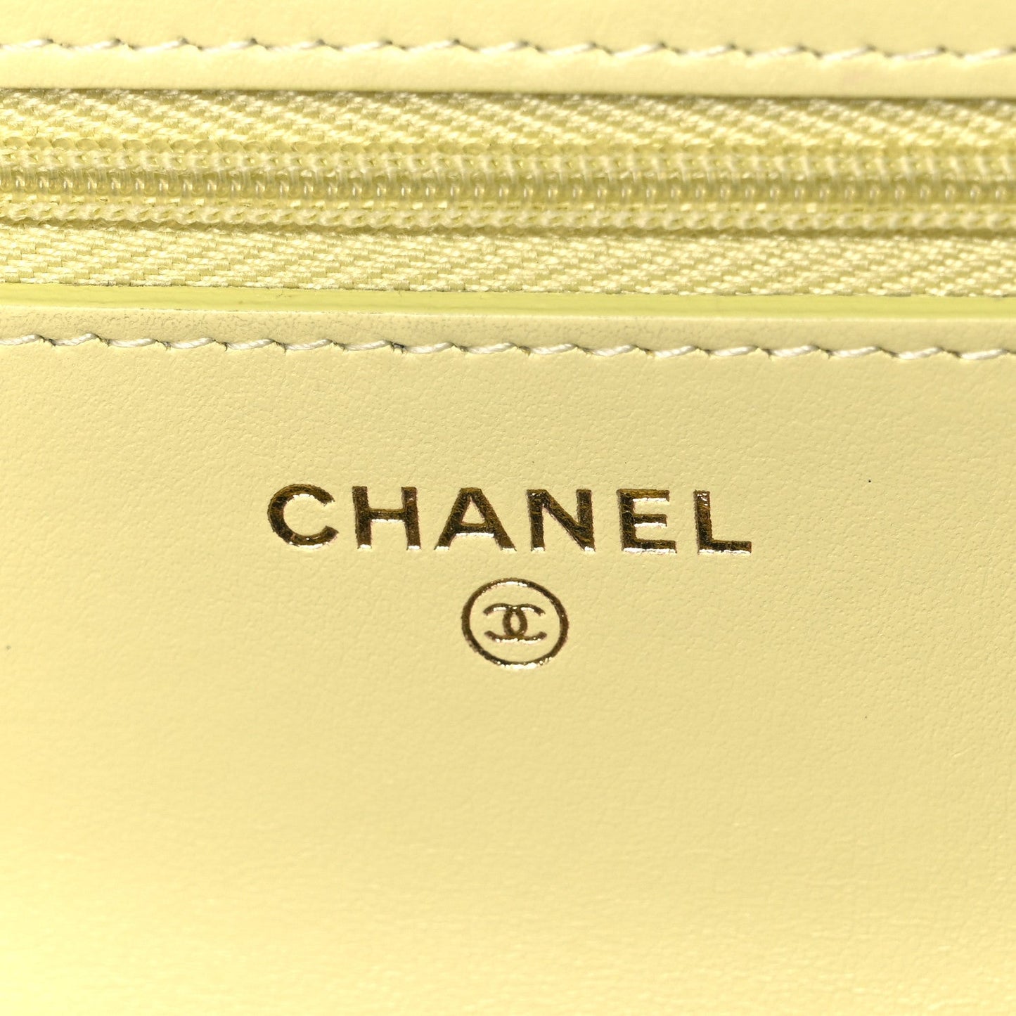 Caviar Quilted CC Turn Lock Wallet On Chain WOC Light Green