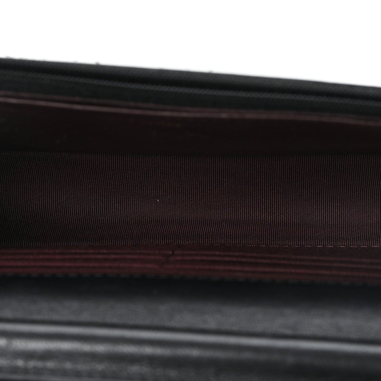 Lambskin Quilted Wallet On Chain WOC Black