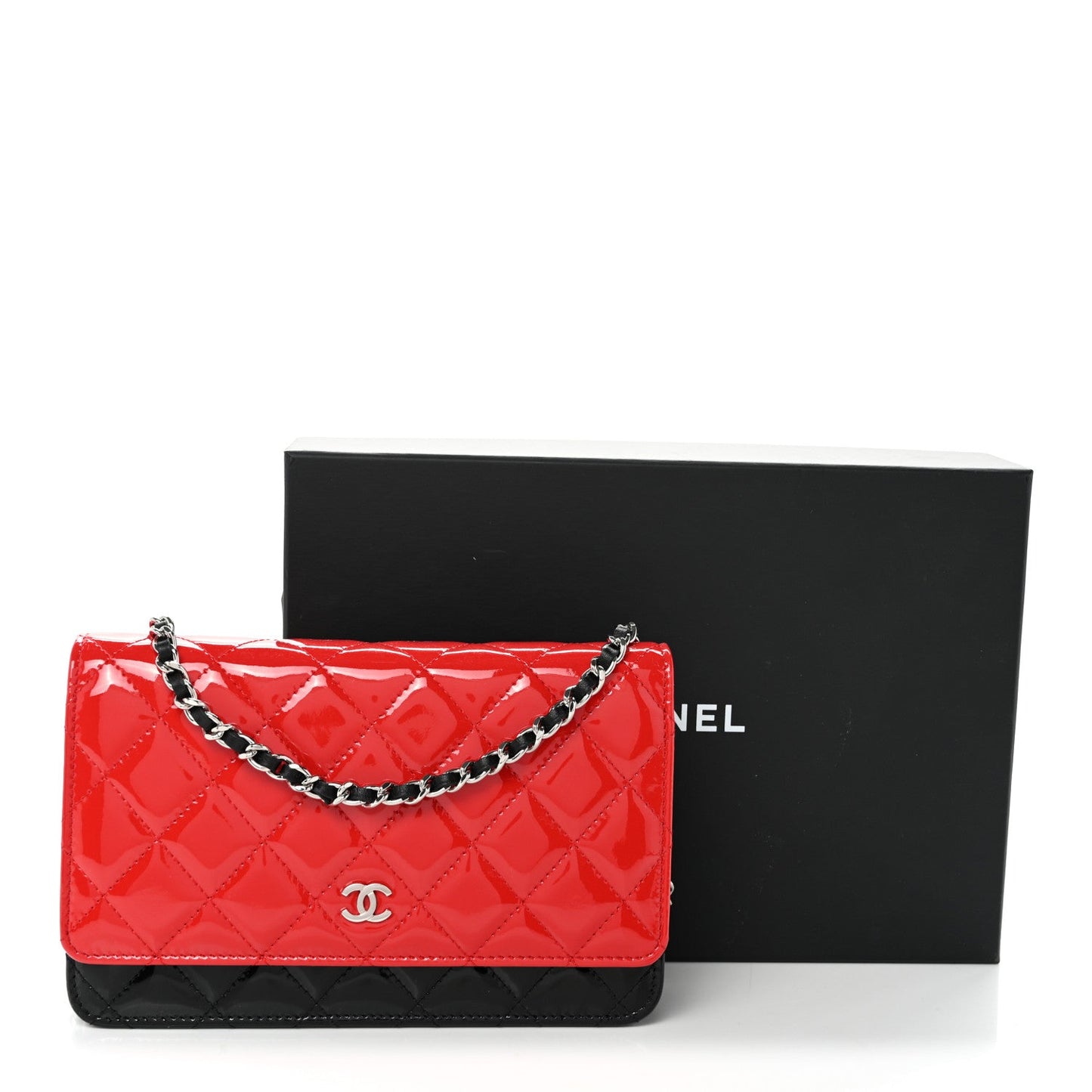 Patent Quilted Bi-Color Wallet On Chain WOC Red Black