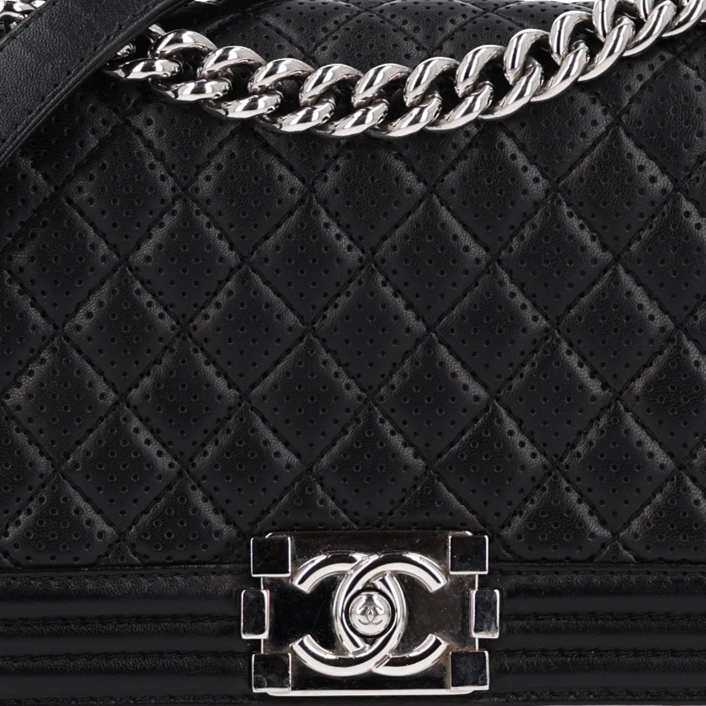 Lambskin Perforated Medium Boy Flap Black