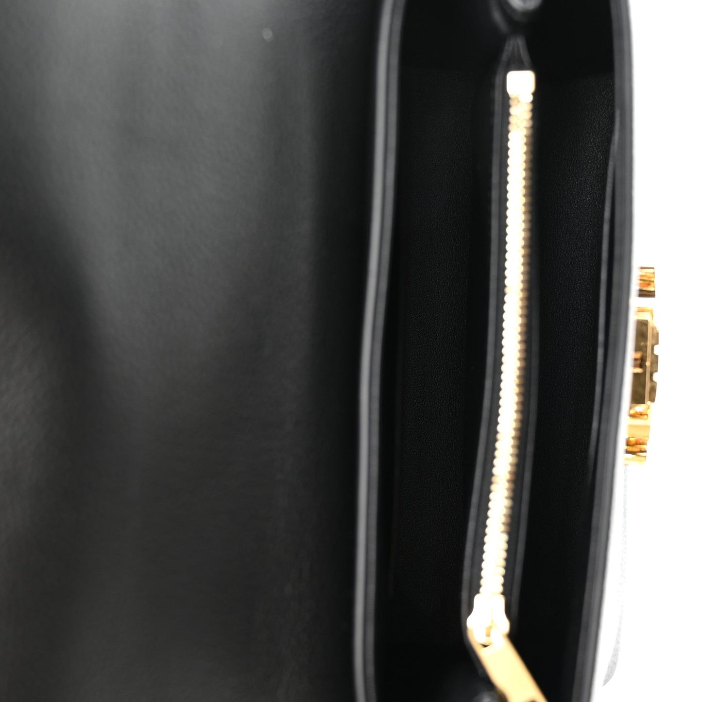 Supple Calfskin Teen Nino Black