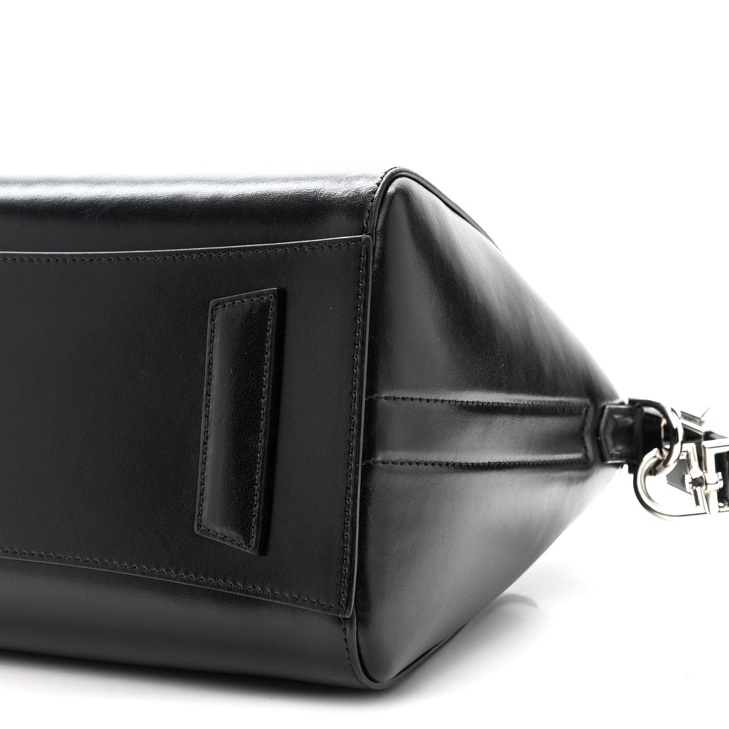 Shiny Lord Calfskin Medium Antigona Black