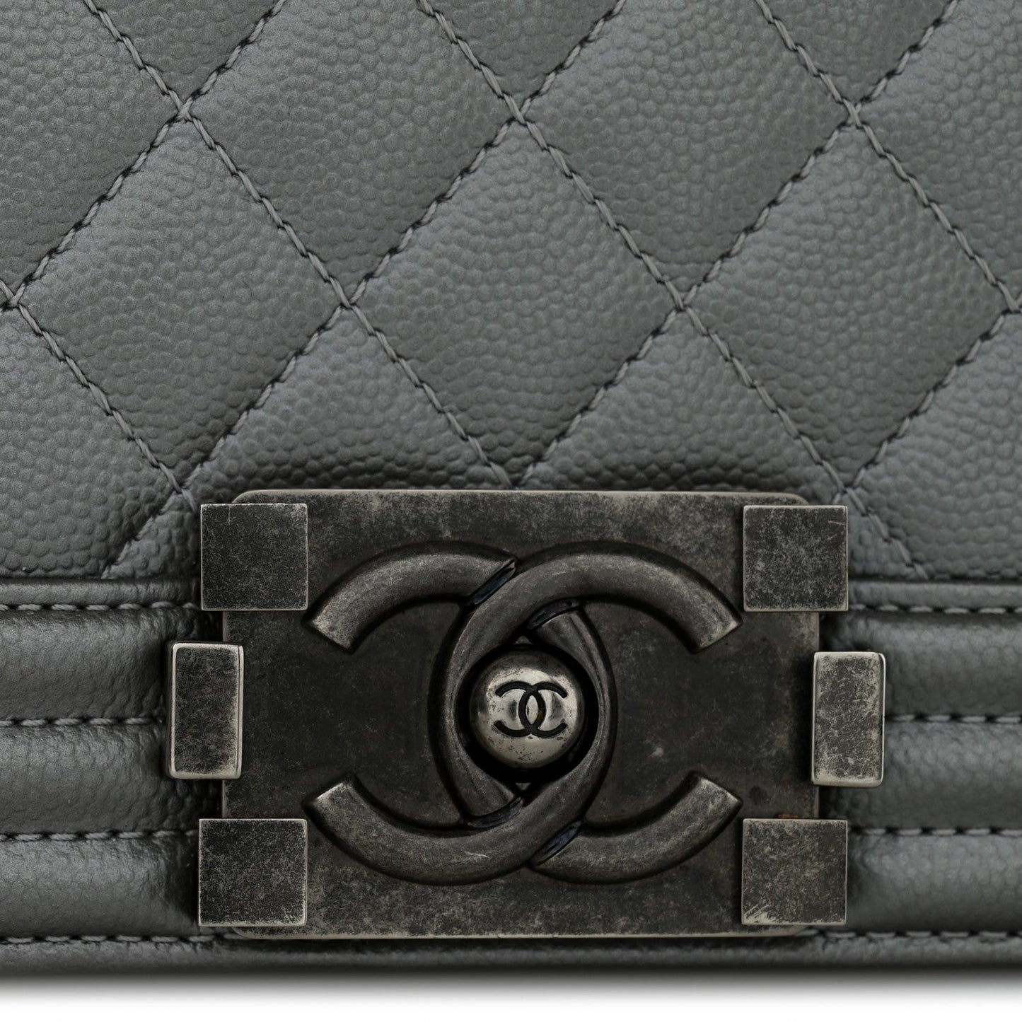 Metallic Caviar Quilted Medium Boy Flap Silver
