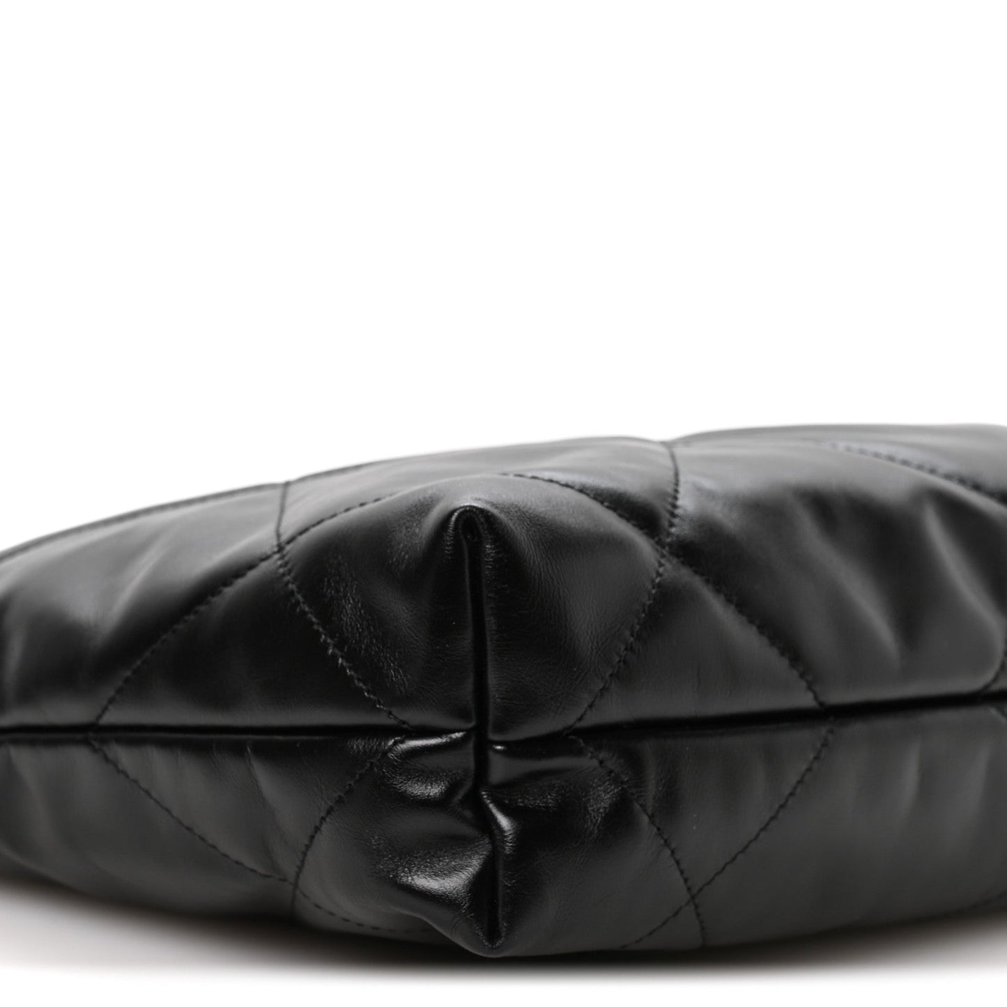 Calfskin Quilted Small Chanel 22 Black