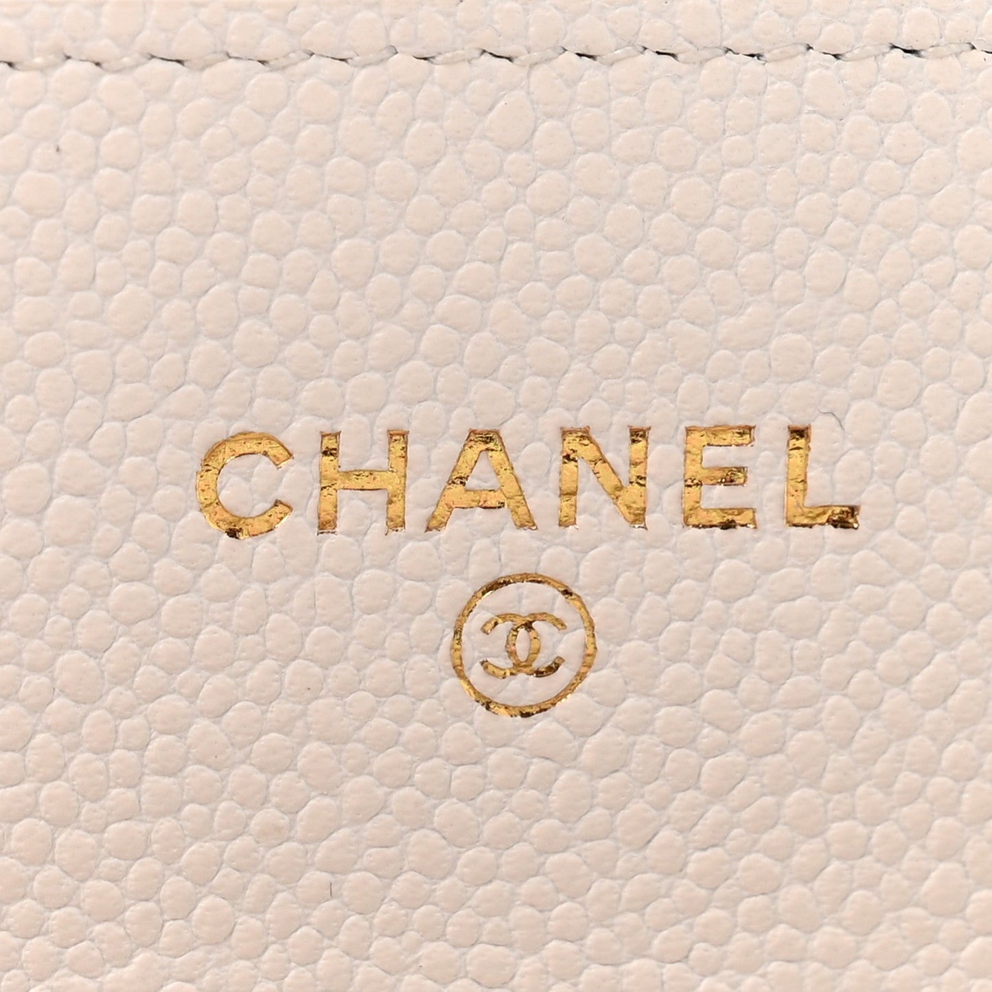 Caviar Quilted CC Turnlock Wallet On Chain WOC White
