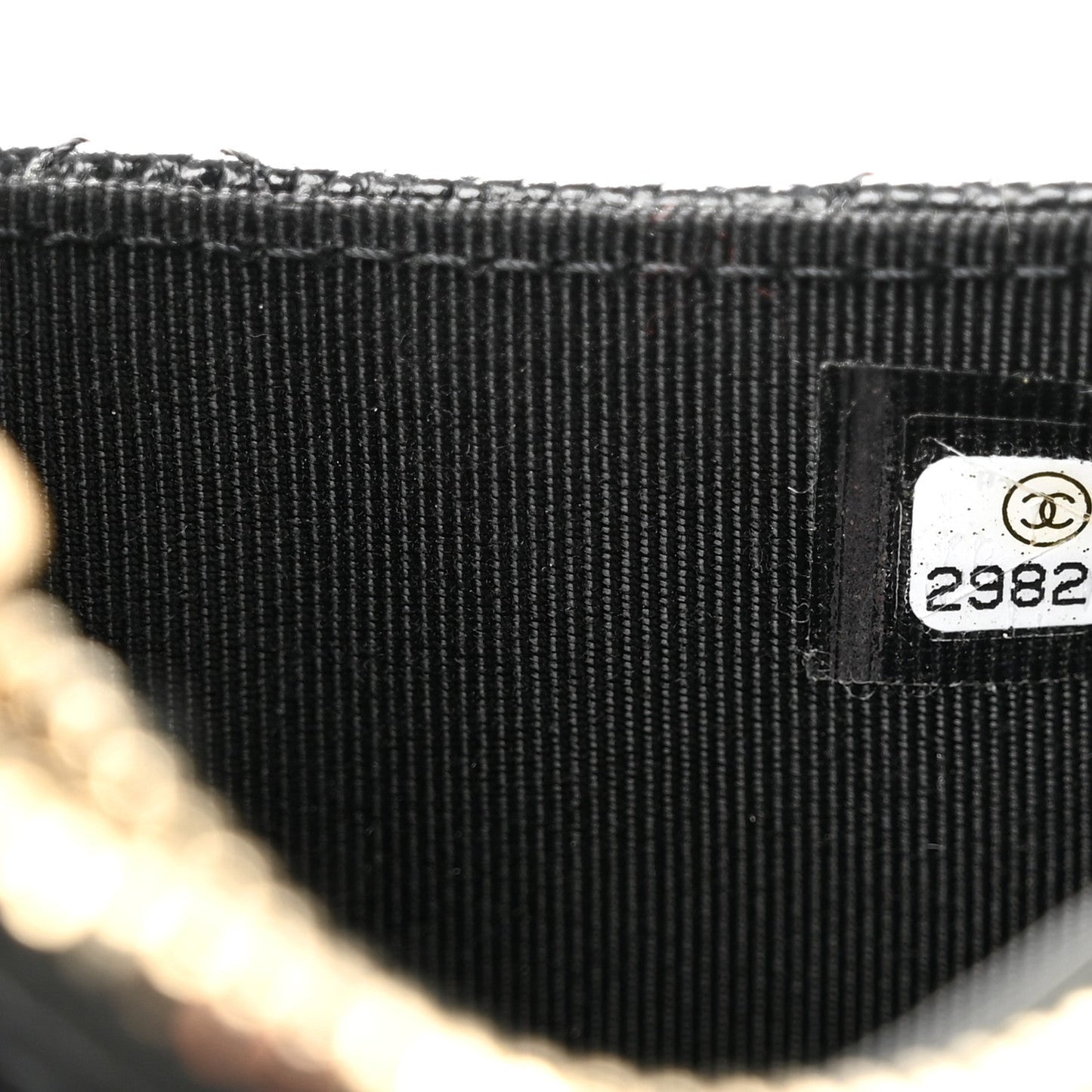 Caviar Quilted CC Zip Card Holder Black