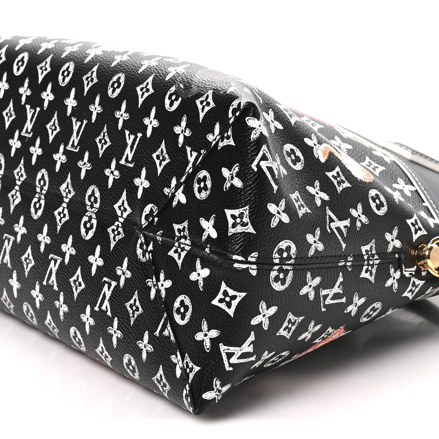 Calfskin Catogram Alma Souple MM Black