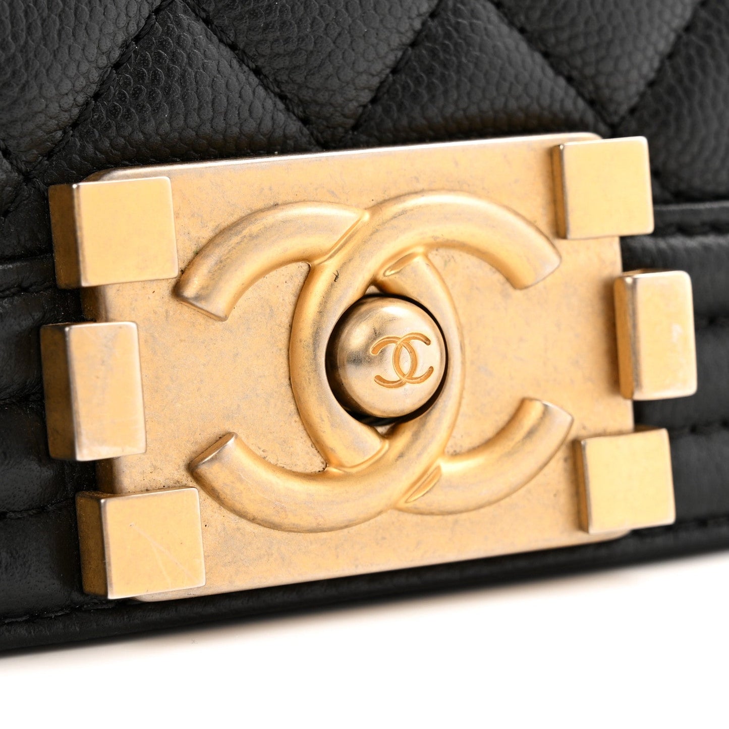 Caviar Quilted New Medium Boy Flap Black