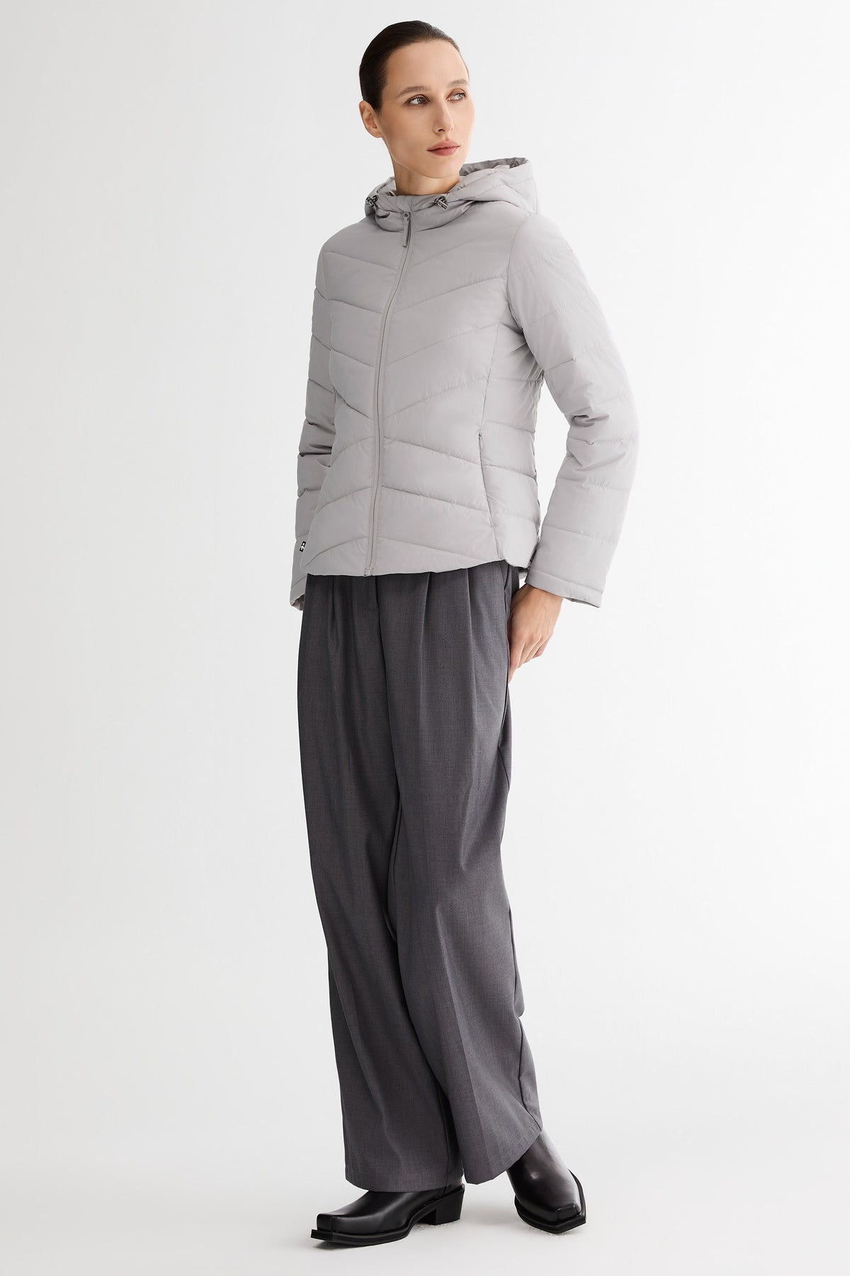 Flattering Quilted Puffer Lightweight Jacket with Hood