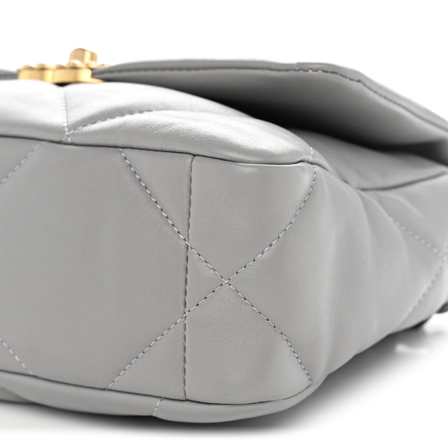 Lambskin Quilted Medium Chanel 19 Flap Grey
