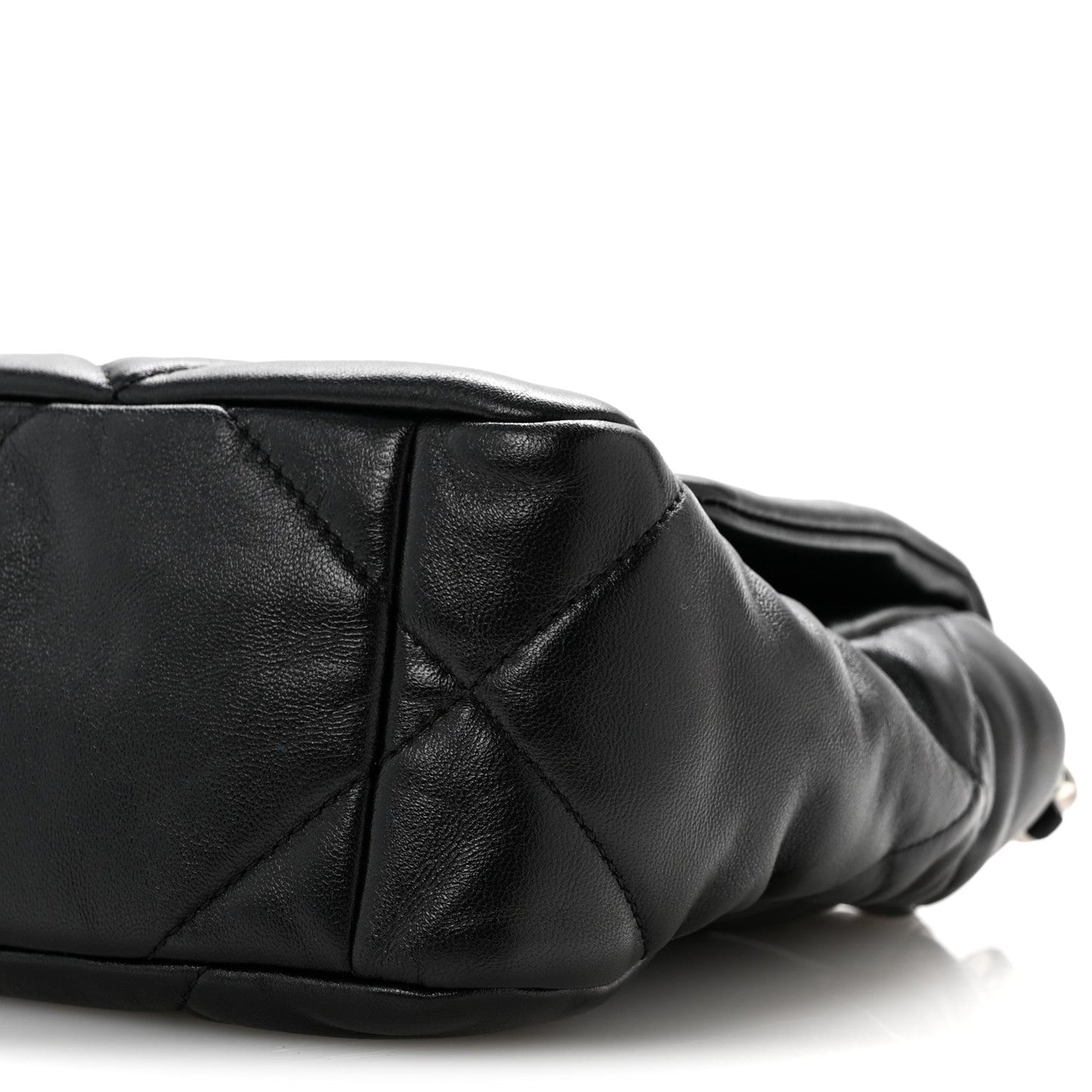 Lambskin Quilted Medium Chanel 19 Flap Black