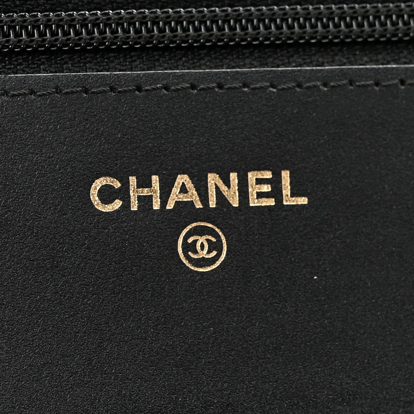 Caviar Chevron Quilted Boy Wallet On Chain WOC Black