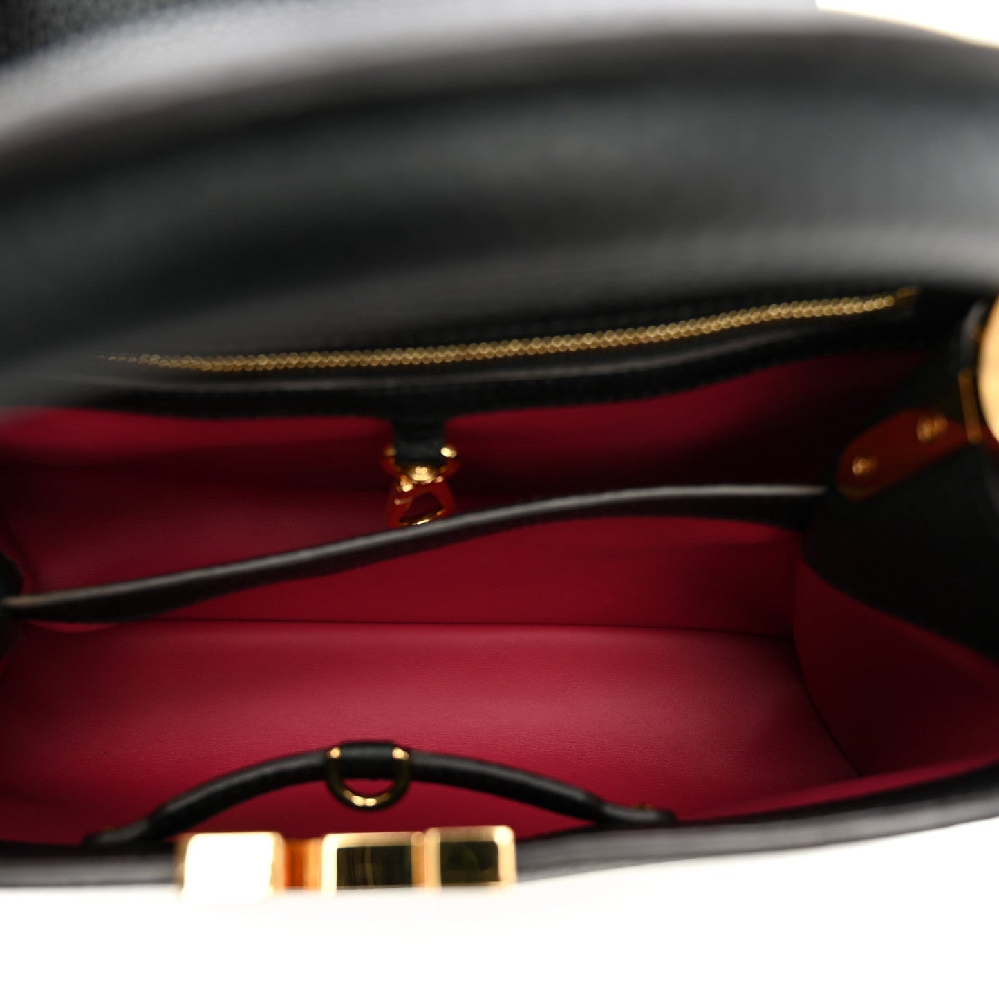 Taurillon Capucines PM Black