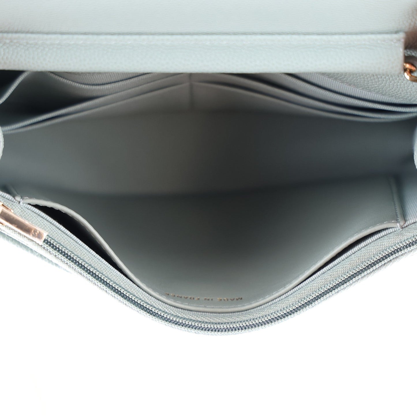 Caviar Quilted Wallet on Chain WOC Grey