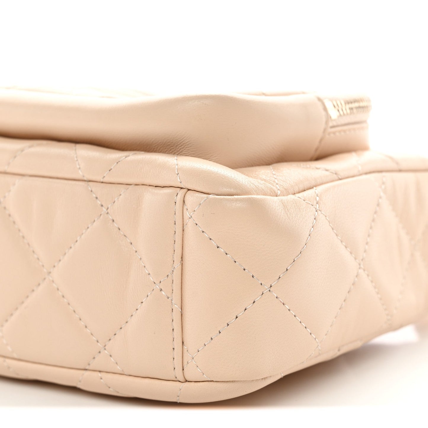 Shiny Crumpled Lambskin Quilted Small Preppy Pocket Clutch With Chain Beige