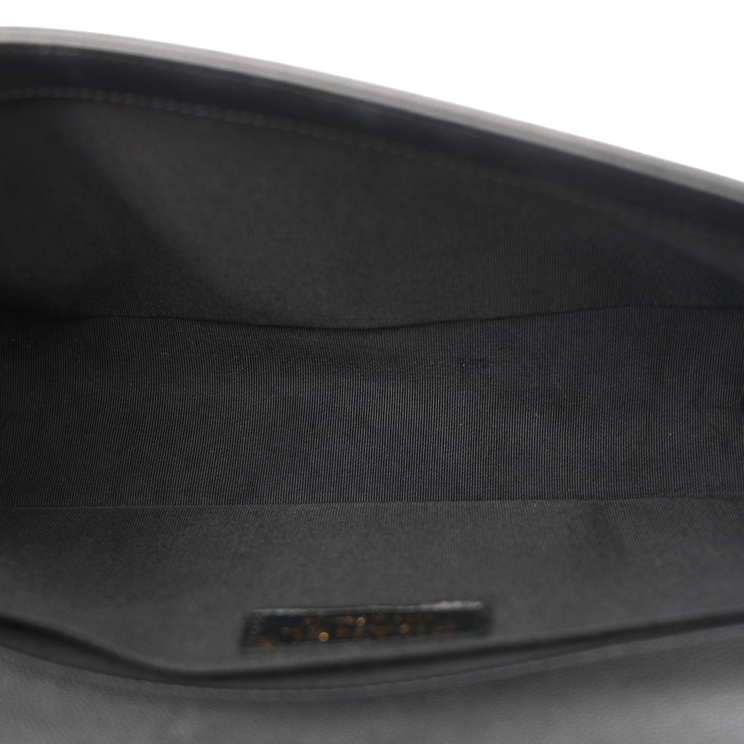 Caviar Quilted Medium Boy Flap Black