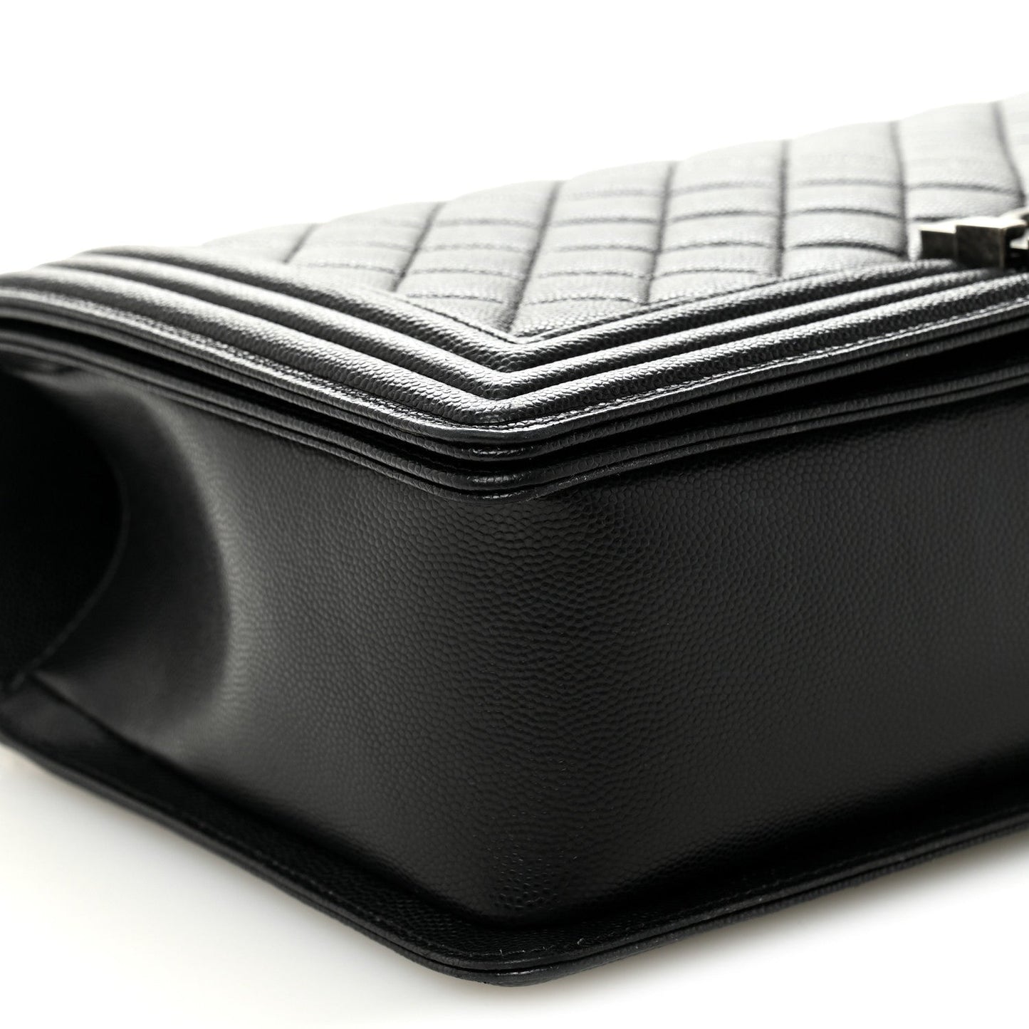 Caviar Quilted New Medium Boy Flap Black