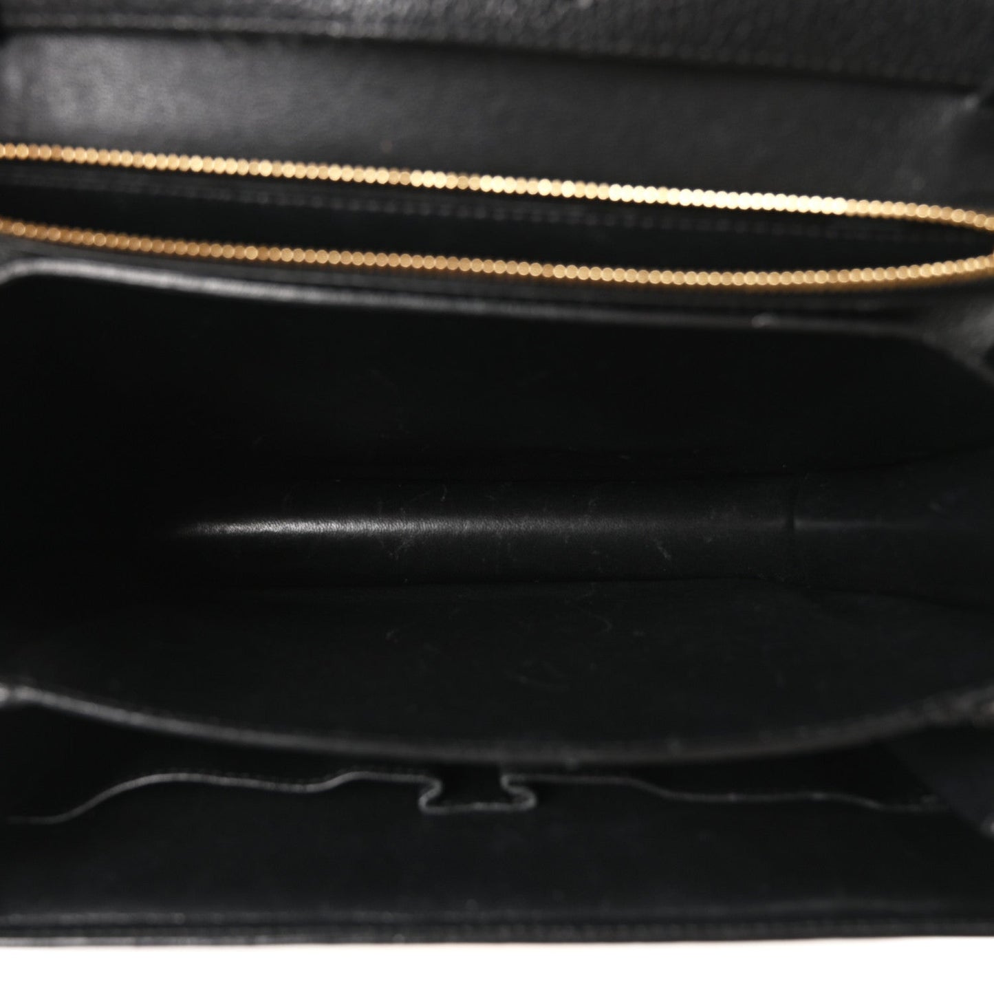 Goatskin Medium Classic Box Flap Bag Black