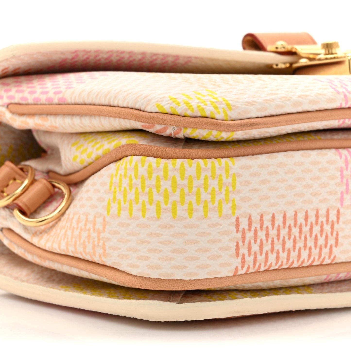 Damier Giant Pochette Metis East West Peach