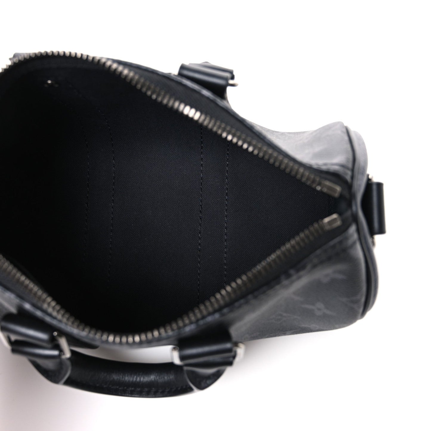 Reverse Monogram Eclipse Keepall Bandouliere 25