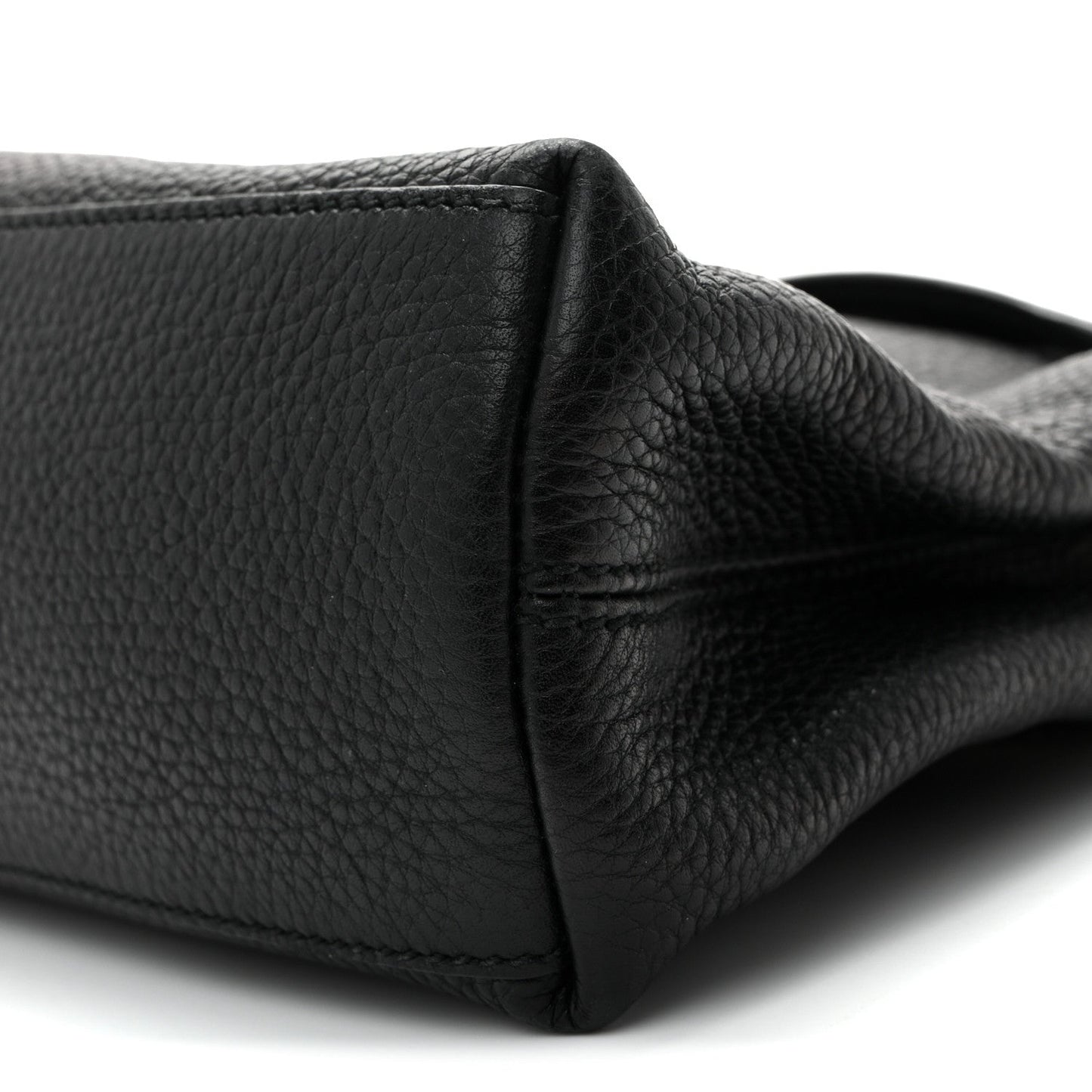 Pebbled Calfskin Small Soho Chain Shoulder Bag Black