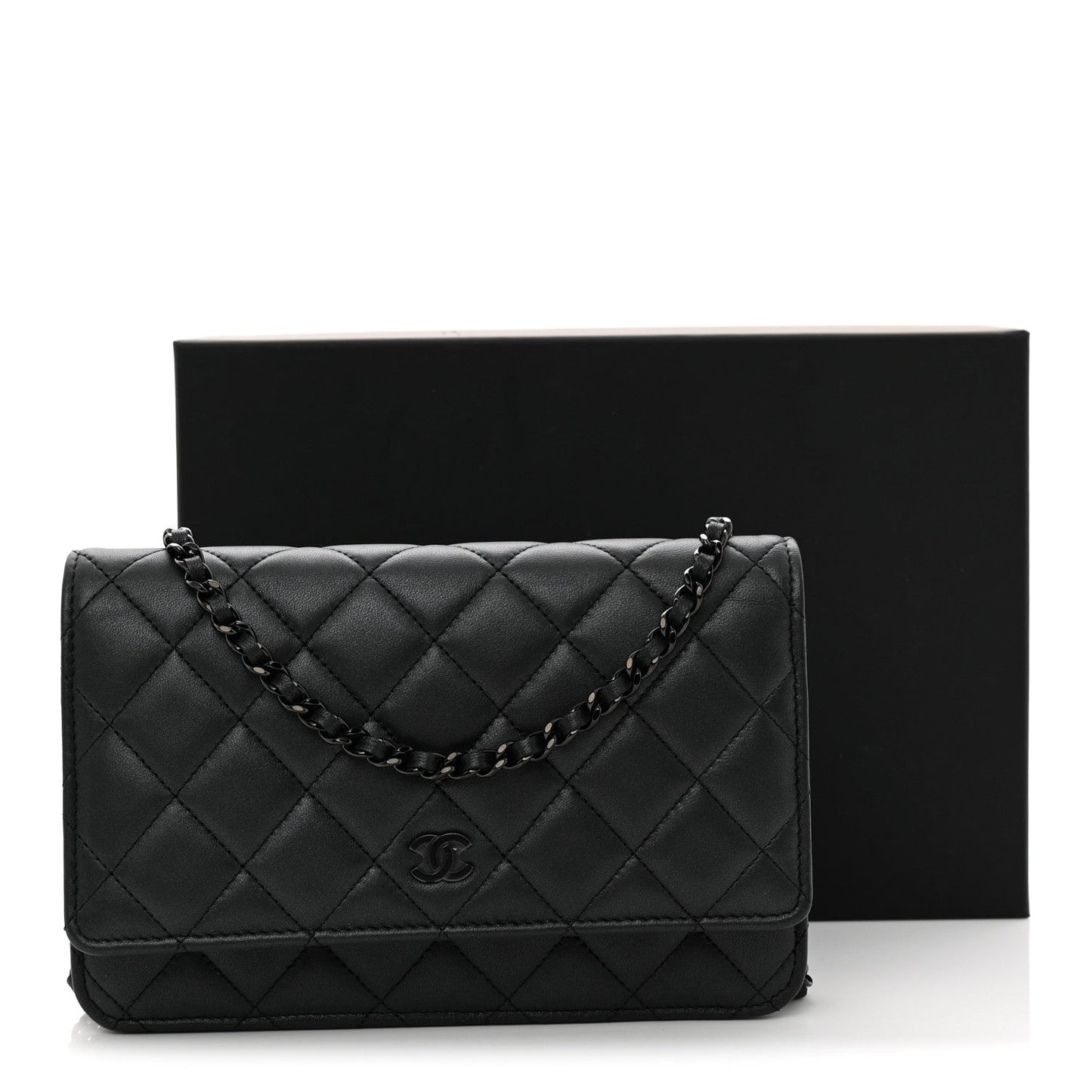 Pearly Lambskin Quilted Wallet On Chain WOC So Black