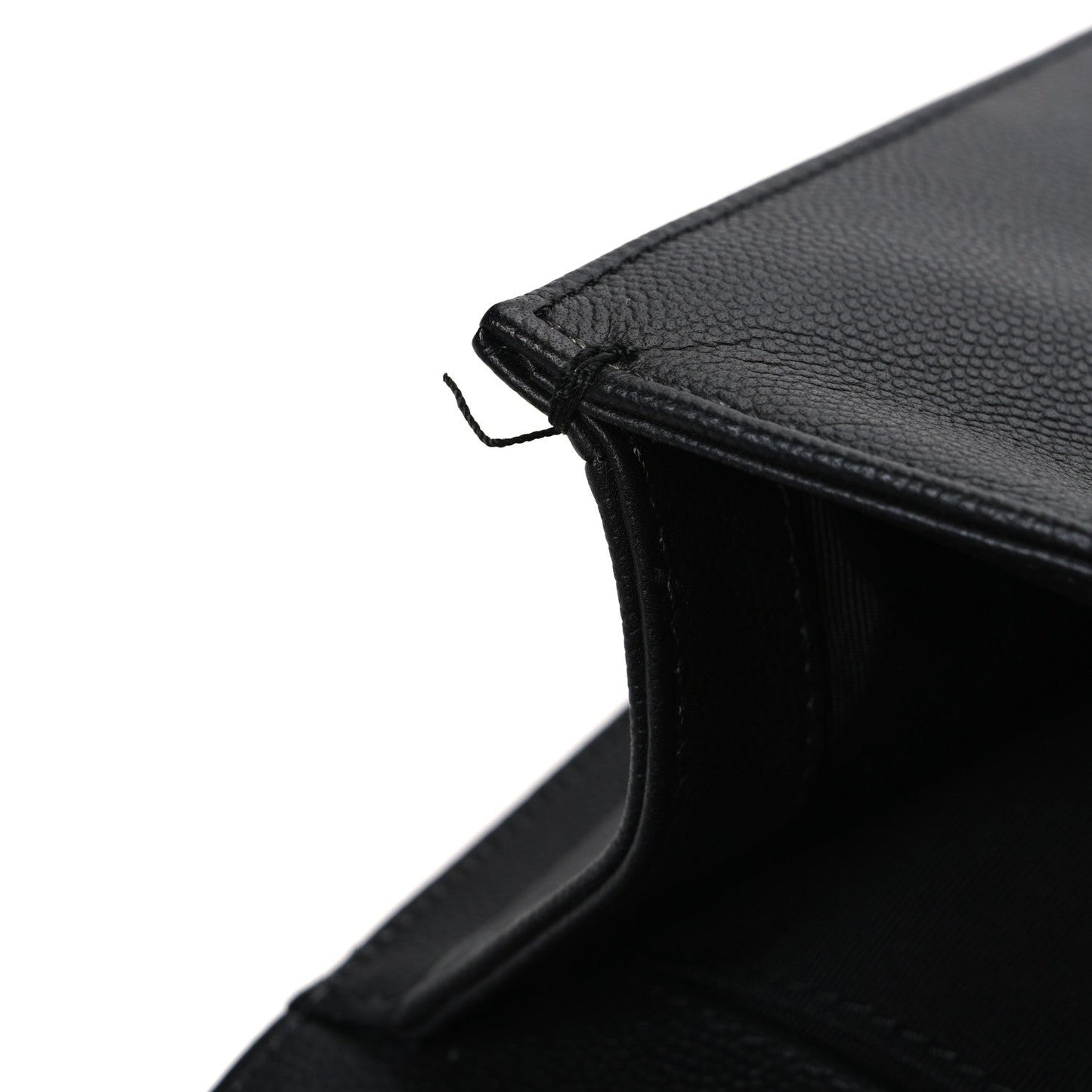 Caviar Quilted Medium Boy Flap Black