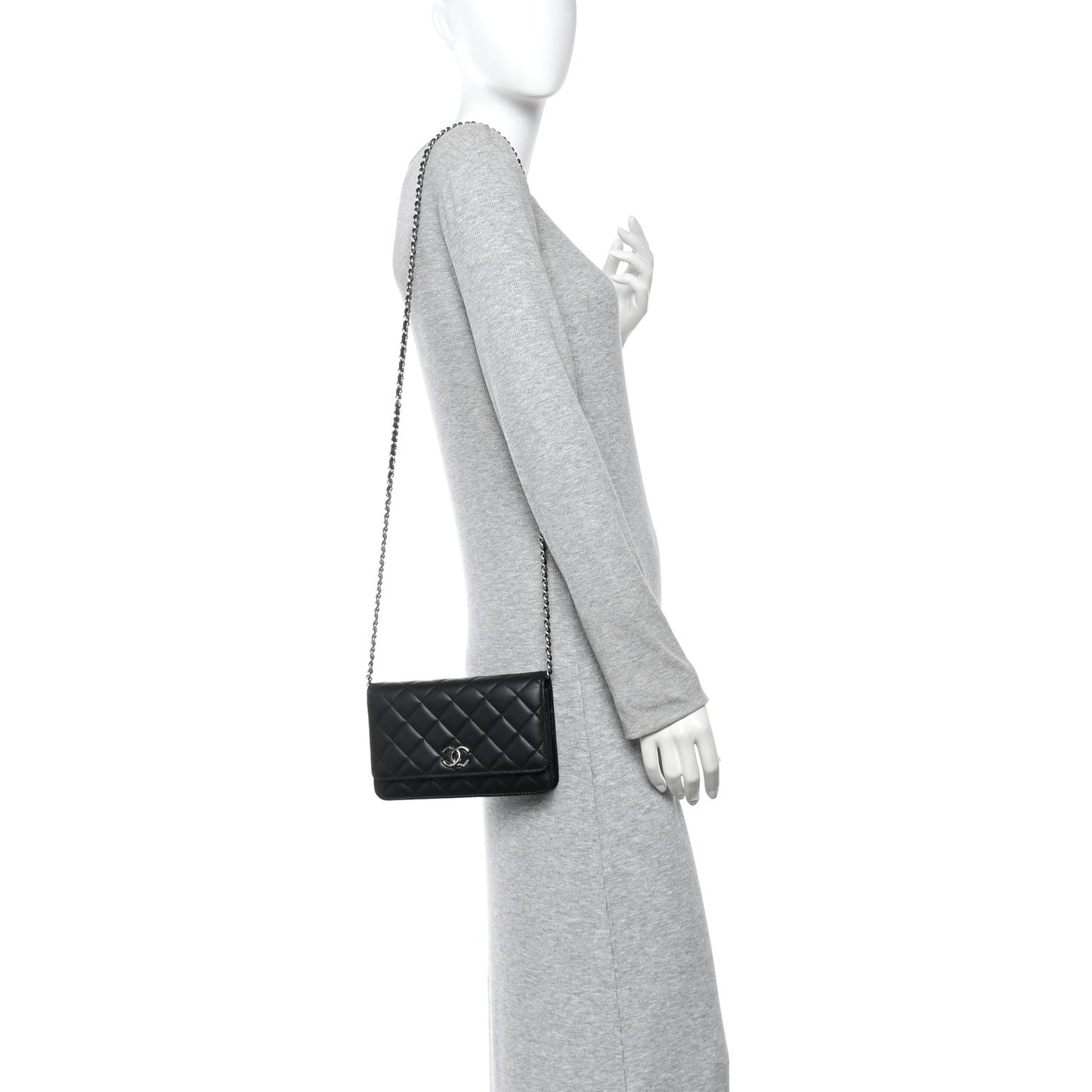 Lambskin Quilted Enamel CC Wallet on Chain WOC Black