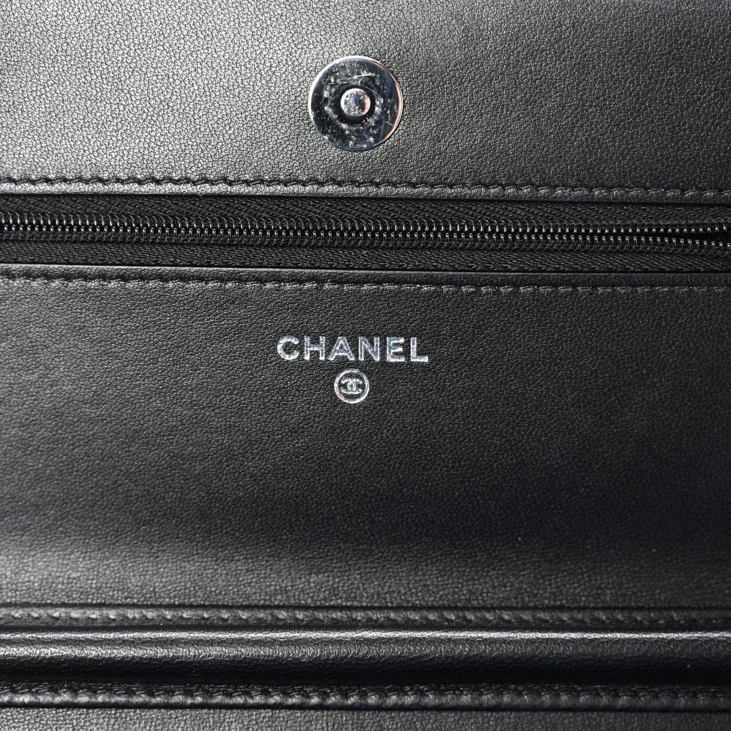 Lambskin Quilted Enamel CC Wallet on Chain WOC Black