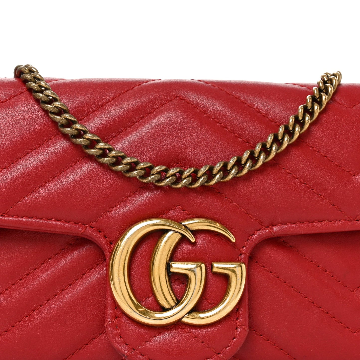 Calfskin Matelasse Super Mini GG Marmont Shoulder Bag Hibiscus Red