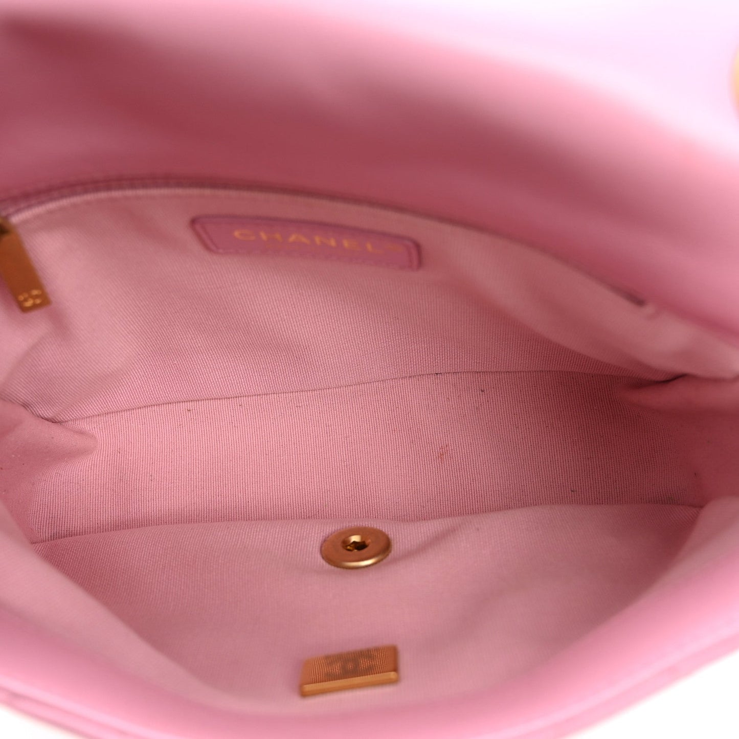Lambskin Quilted Small Lacquered Chain Flap Pink