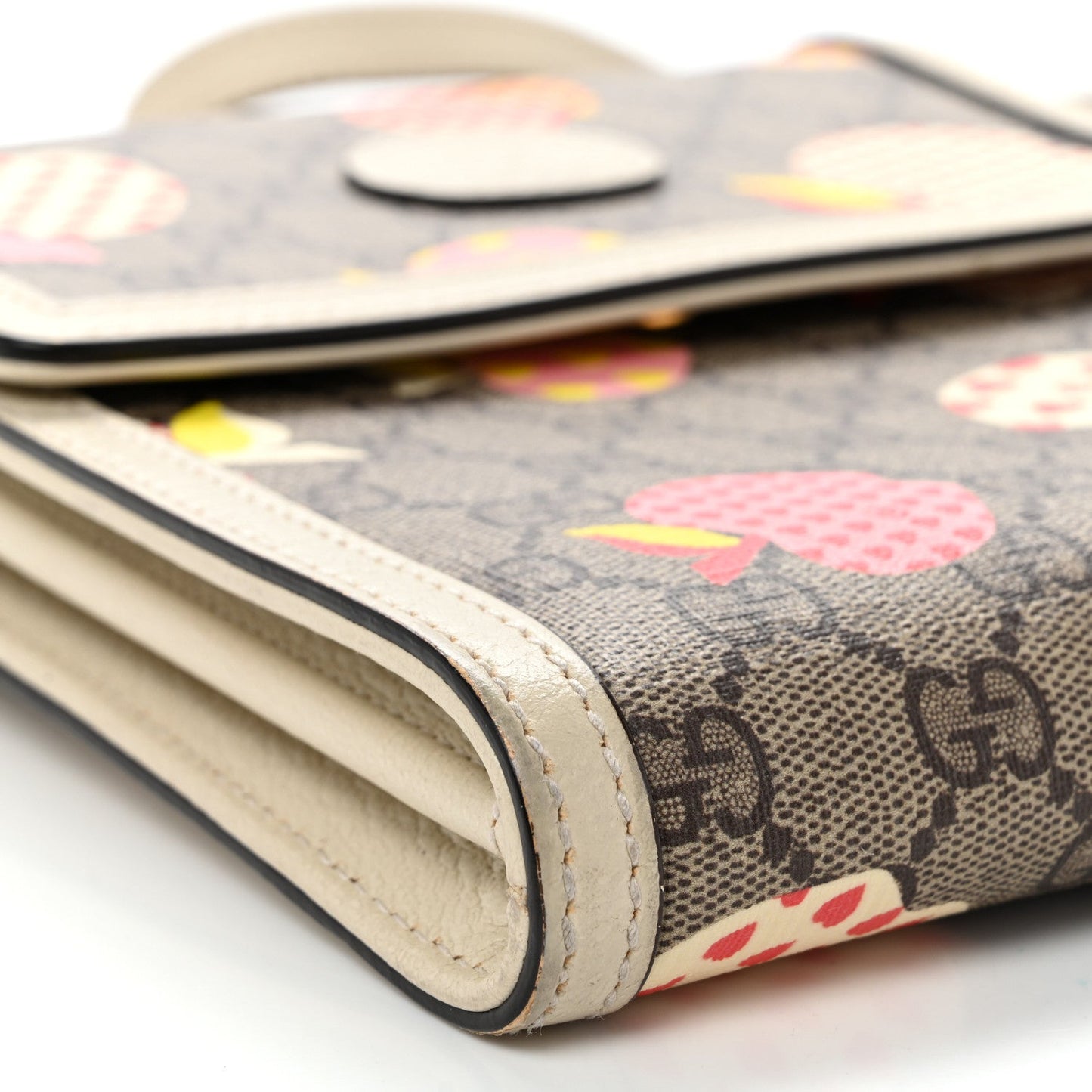 GG Supreme Monogram Les Pommes Retro Interlocking G Les Pommes Messenger Bag Beige Multicolor Mystic White