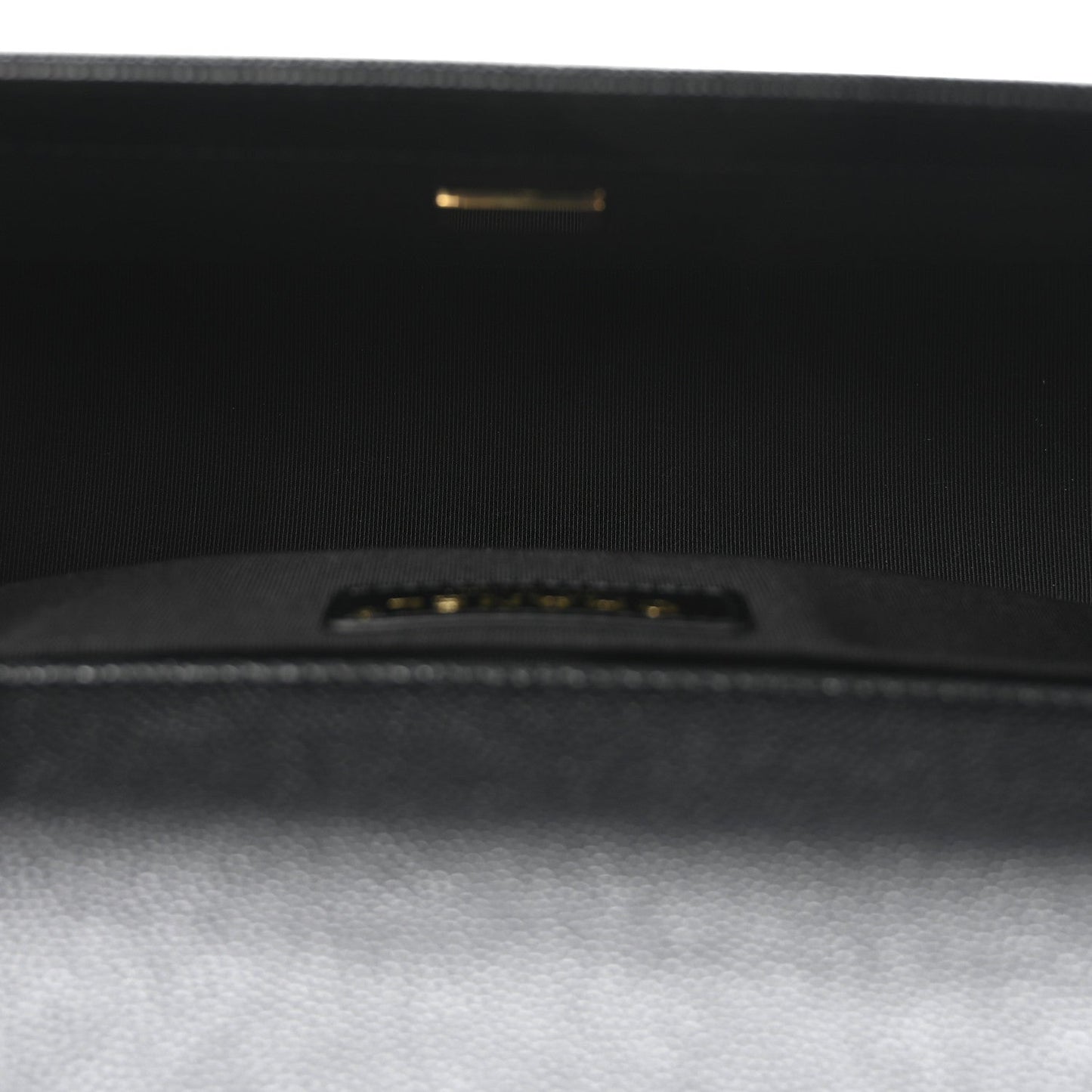 Caviar Quilted Medium Boy Flap Black