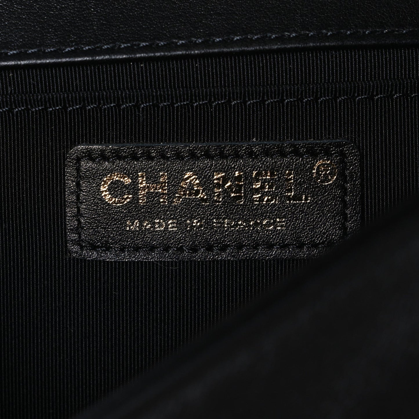 Calfskin Pearl Medium Chanel Pearls Boy Flap Black