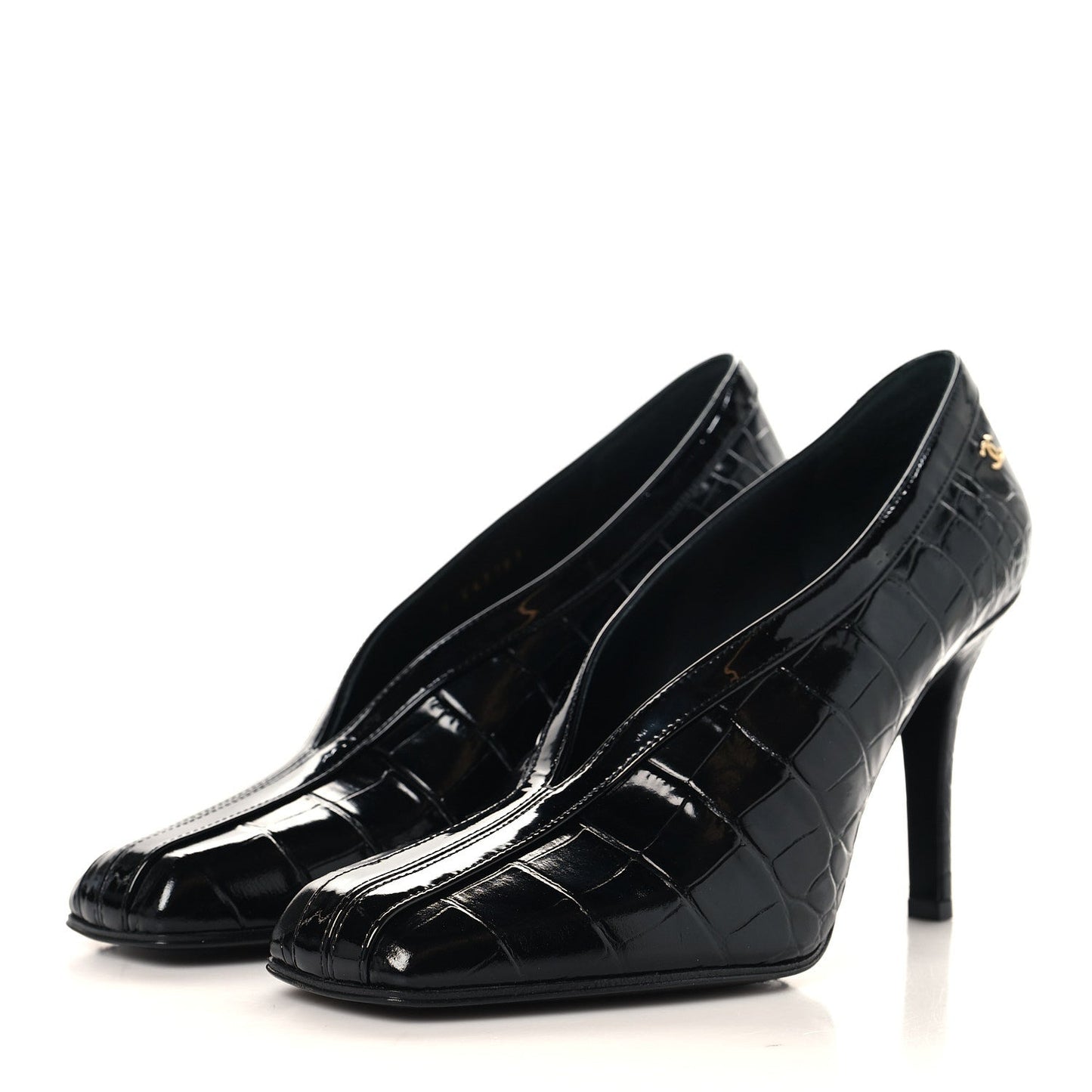 Crocodile Embossed Patent Calfskin Pumps 38.5 Black