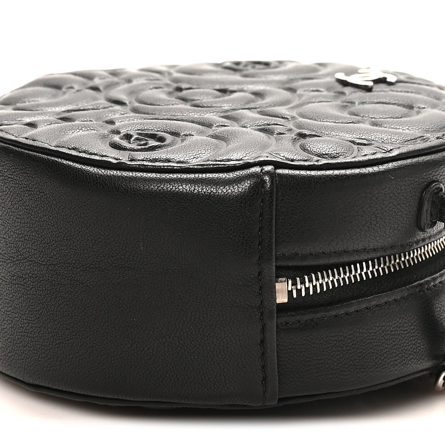 Goatskin Camellia Quilted Round Clutch With Chain Black