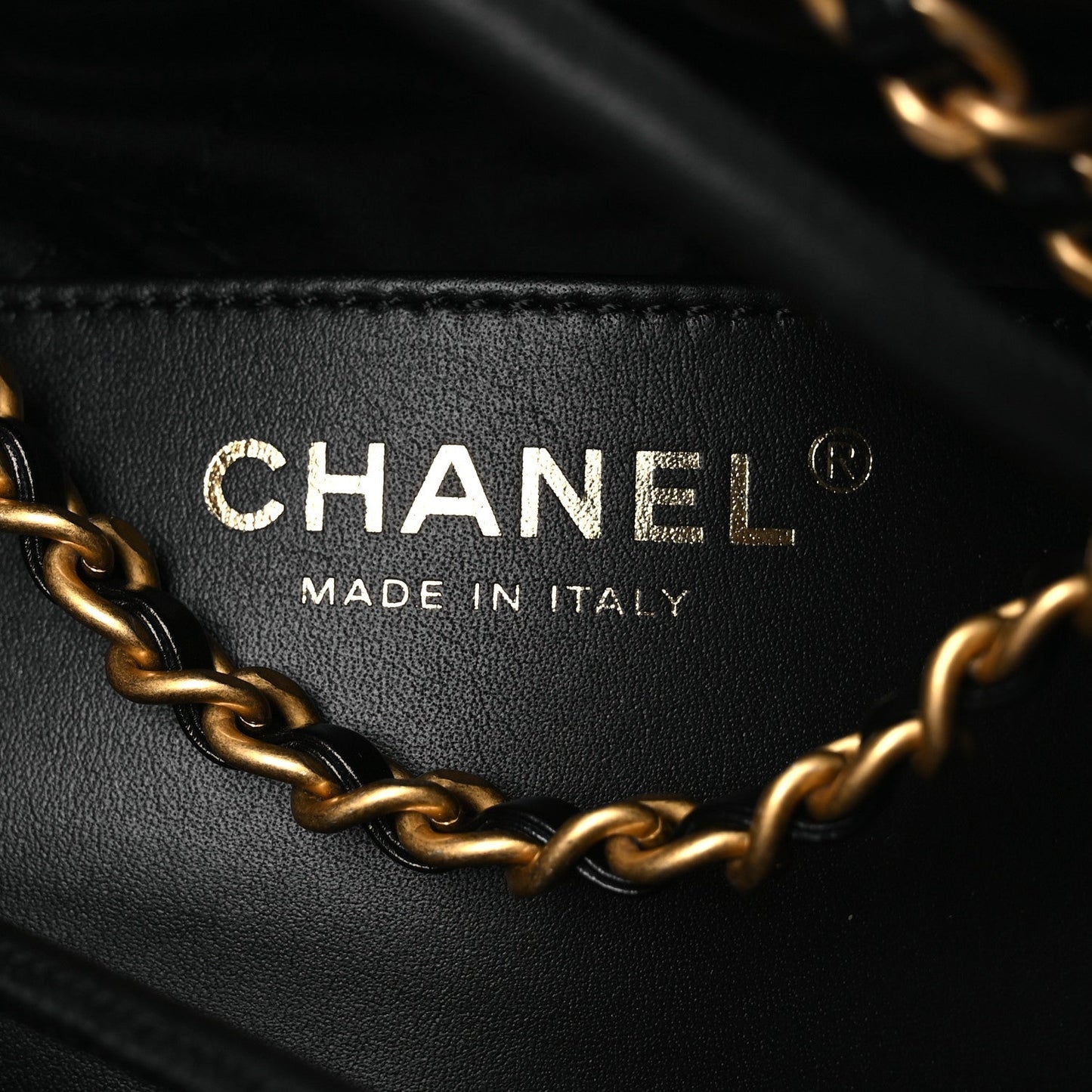 Shiny Calfskin Quilted Mini Chanel 22 Black