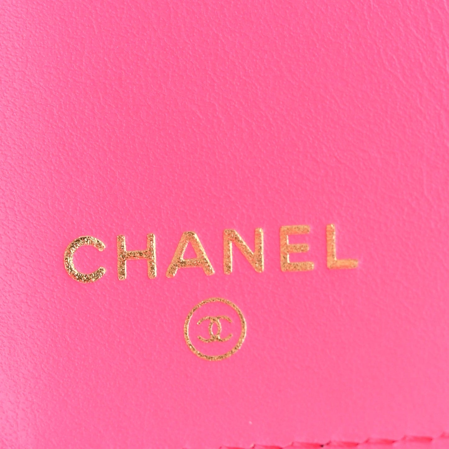 Caviar Quilted CC Zip Compact Trifold Wallet Pink