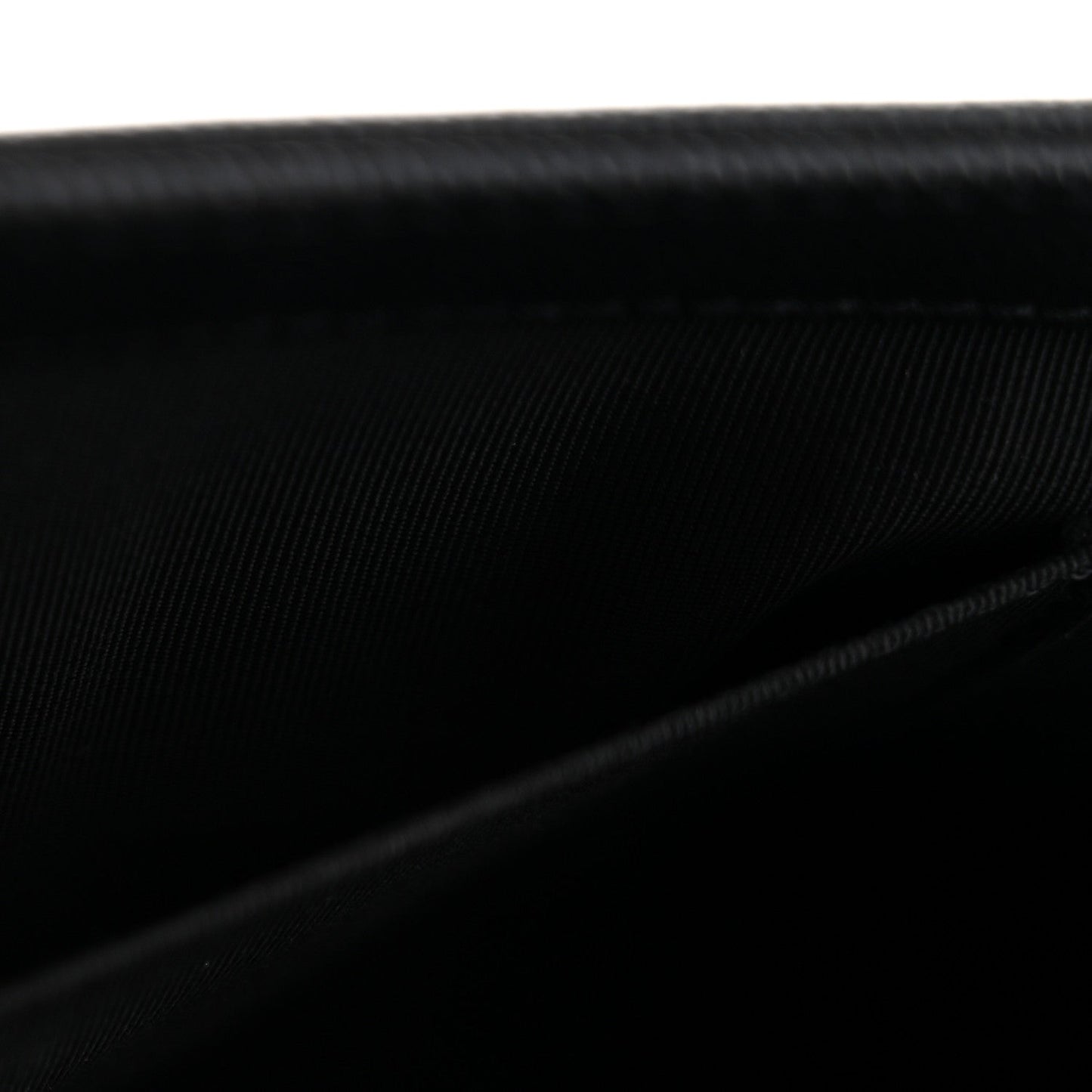 Caviar Quilted New Medium Boy Flap Black