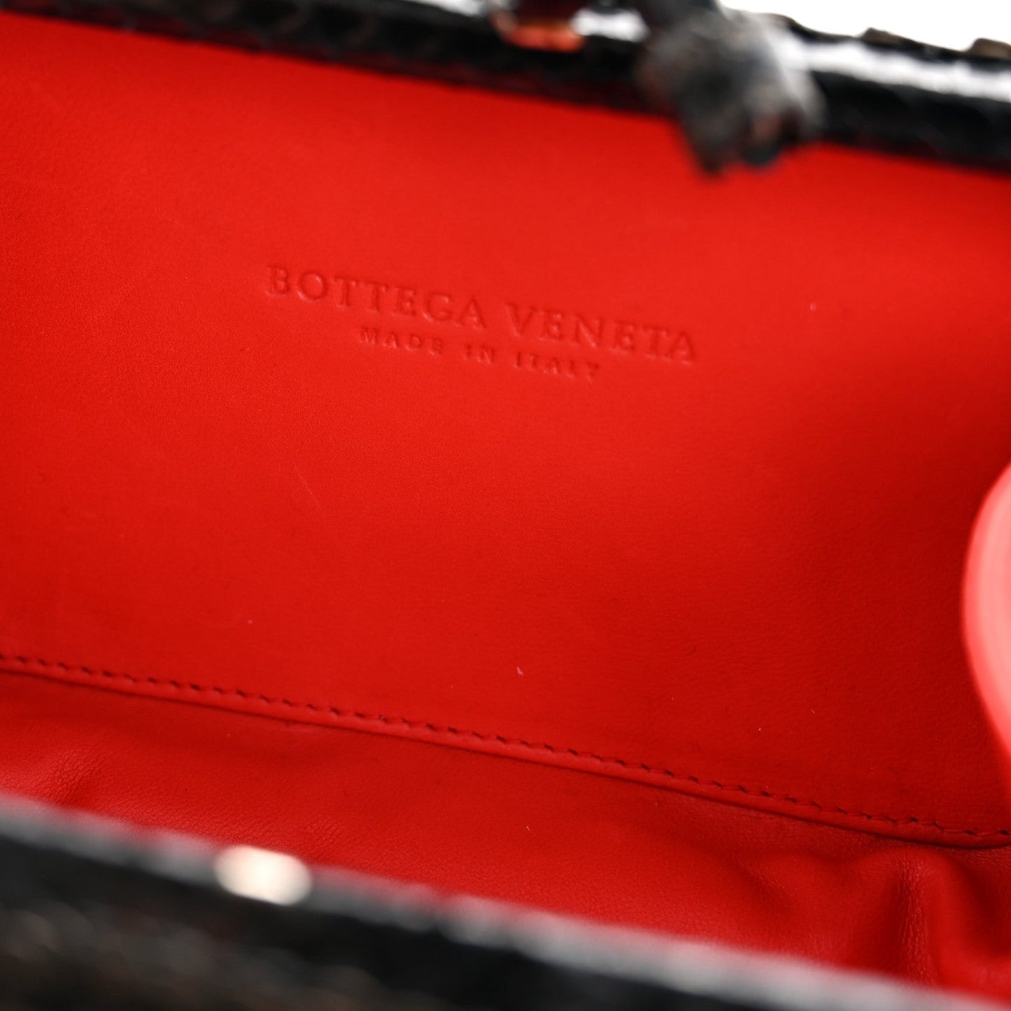 Impero Ayers Knot Clutch Black
