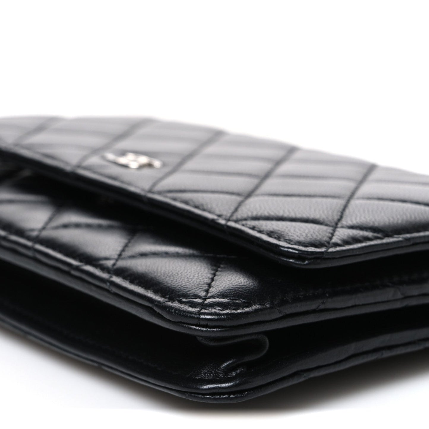 Lambskin Quilted Wallet On Chain WOC Black