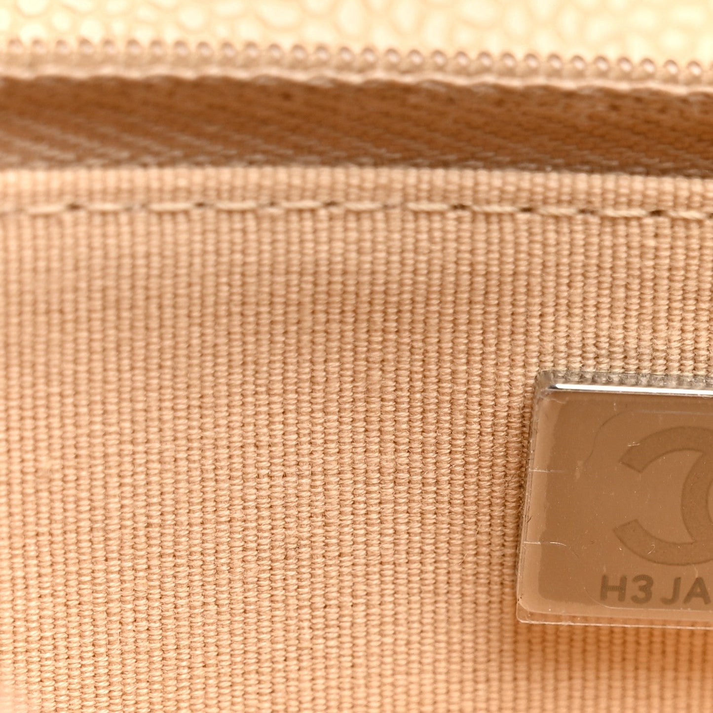 Caviar Quilted Wallet on Chain WOC Beige
