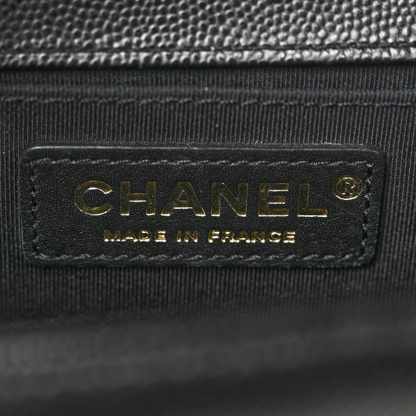 Caviar Quilted Medium Boy Flap Black
