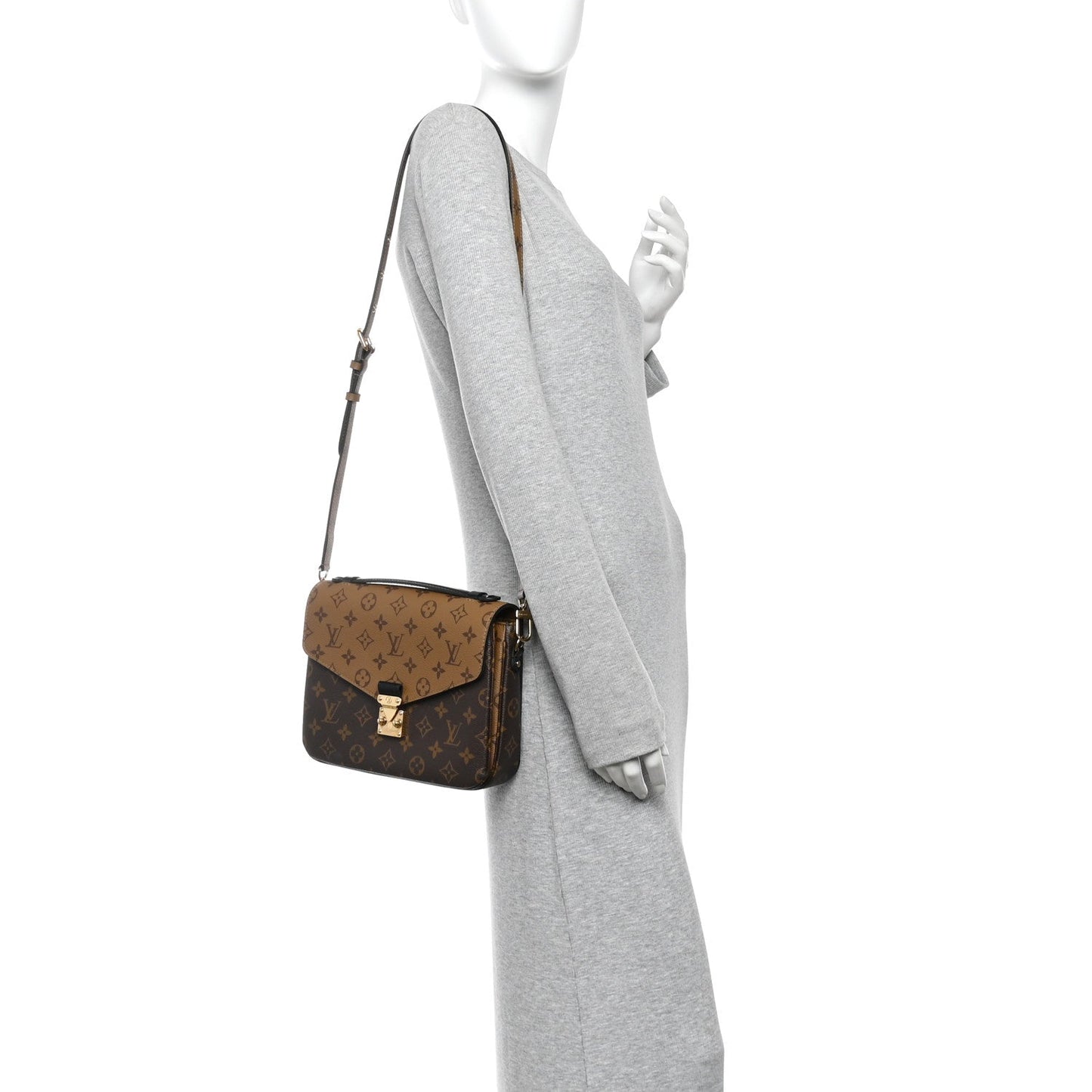 Reverse Monogram Pochette Metis
